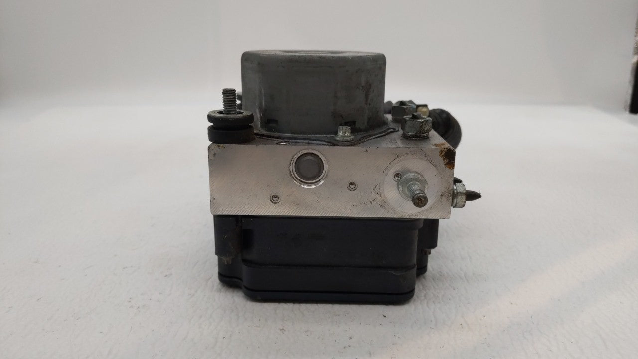 1997-2002 Mitsubishi Mirage ABS Pump Control Module Replacement P/N:4670B229 Fits Fits 1997 1998 1999 2000 2001 2002 OEM Use