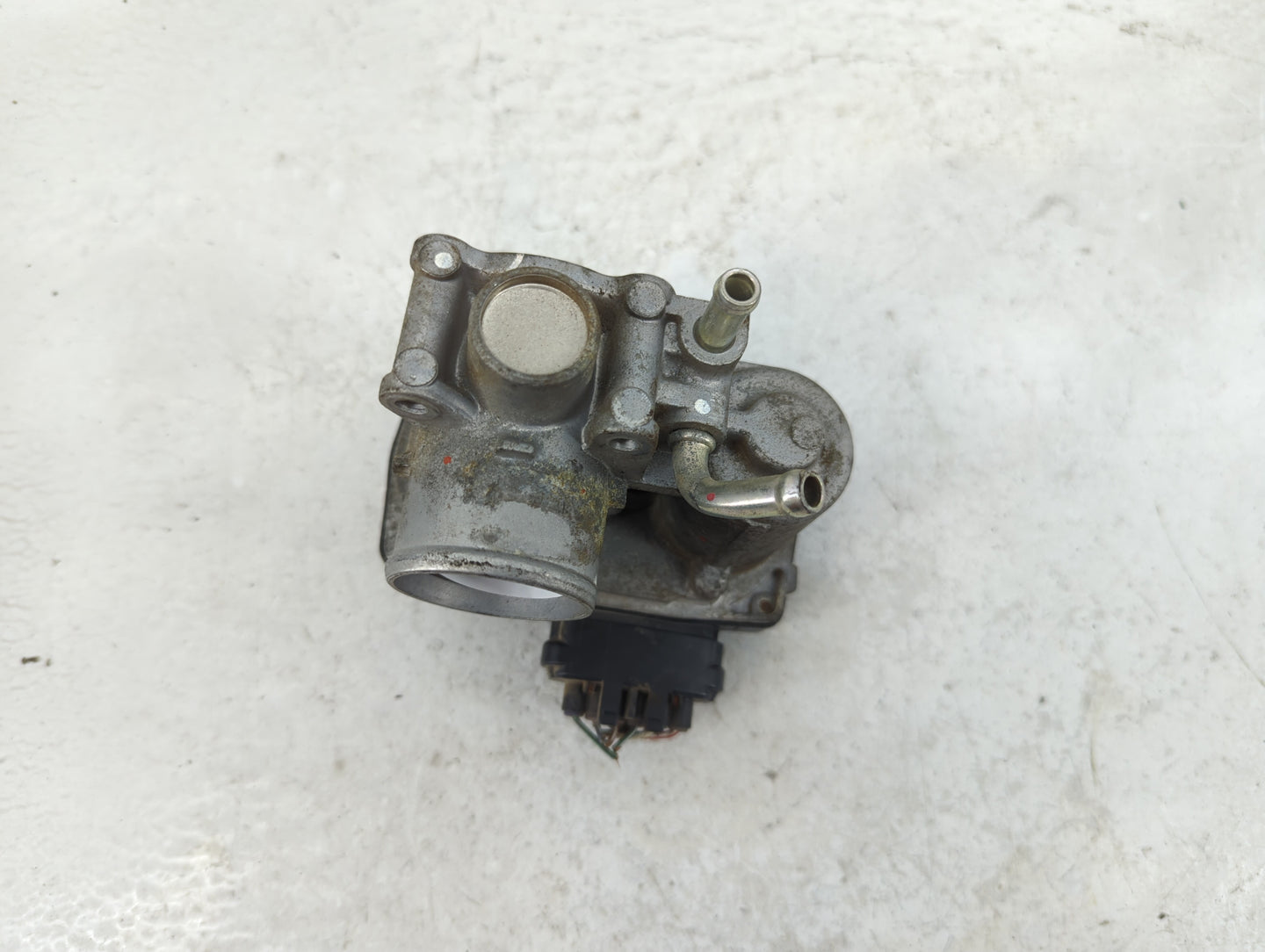 2014 Mitsubishi Mirage Throttle Body P/N:16400RPYG01 Fits OEM Used Auto Parts - Oemusedautoparts1.com
