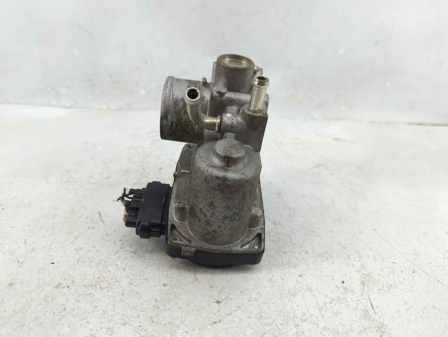 2014 Mitsubishi Mirage Throttle Body P/N:16400RPYG01 Fits OEM Used Auto Parts - Oemusedautoparts1.com