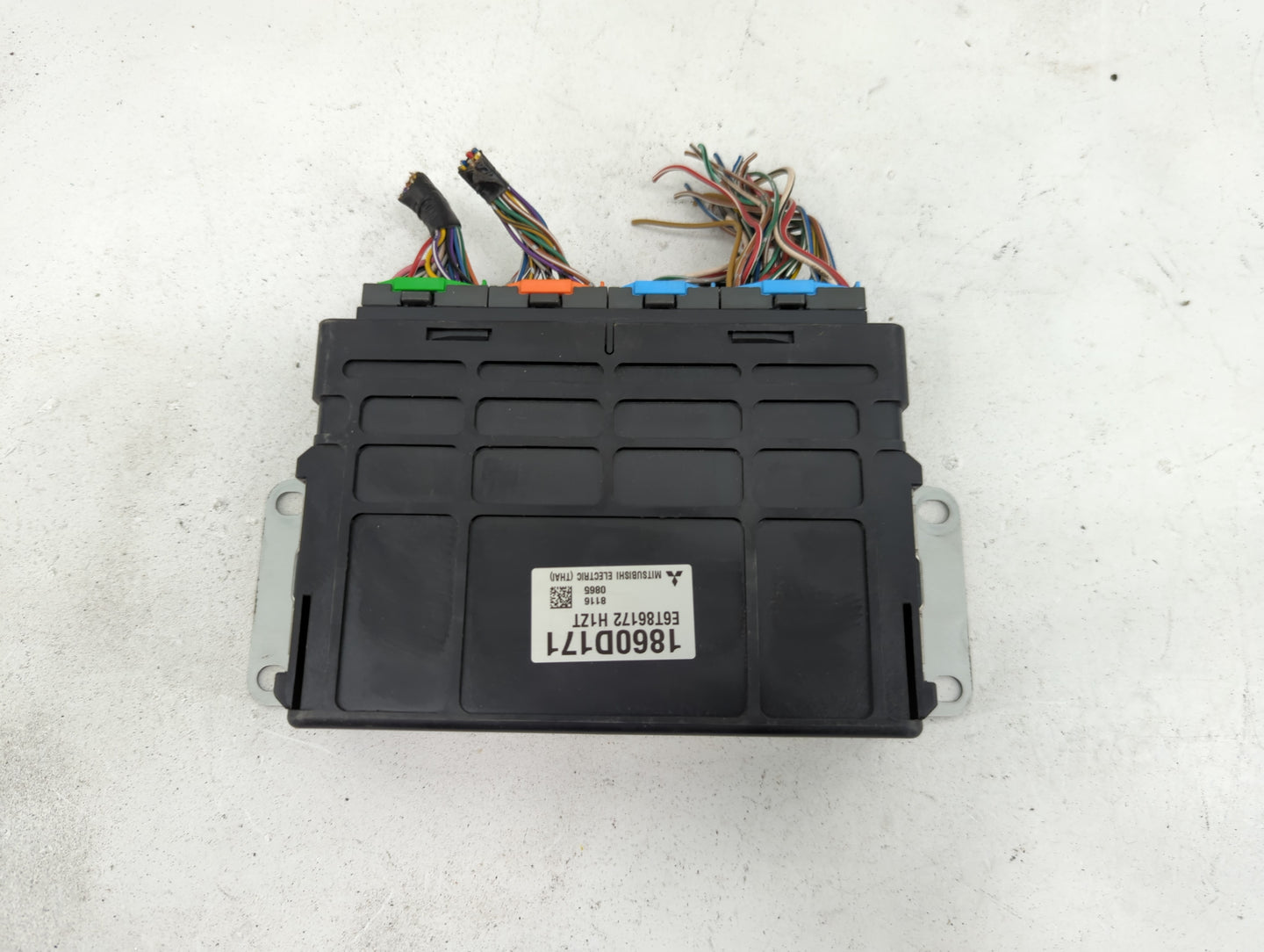 2018 Mitsubishi Mirage PCM Engine Control Computer ECU ECM PCU OEM P/N:1860D171 E6T86172 H1ZT Fits OEM Used Auto Parts - Oem