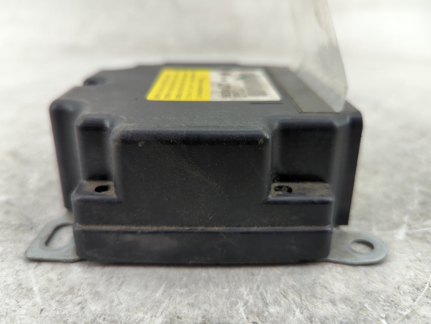 2018 Mitsubishi Mirage Safety Restraint Srs Airbag Control Module - Oemusedautoparts1.com