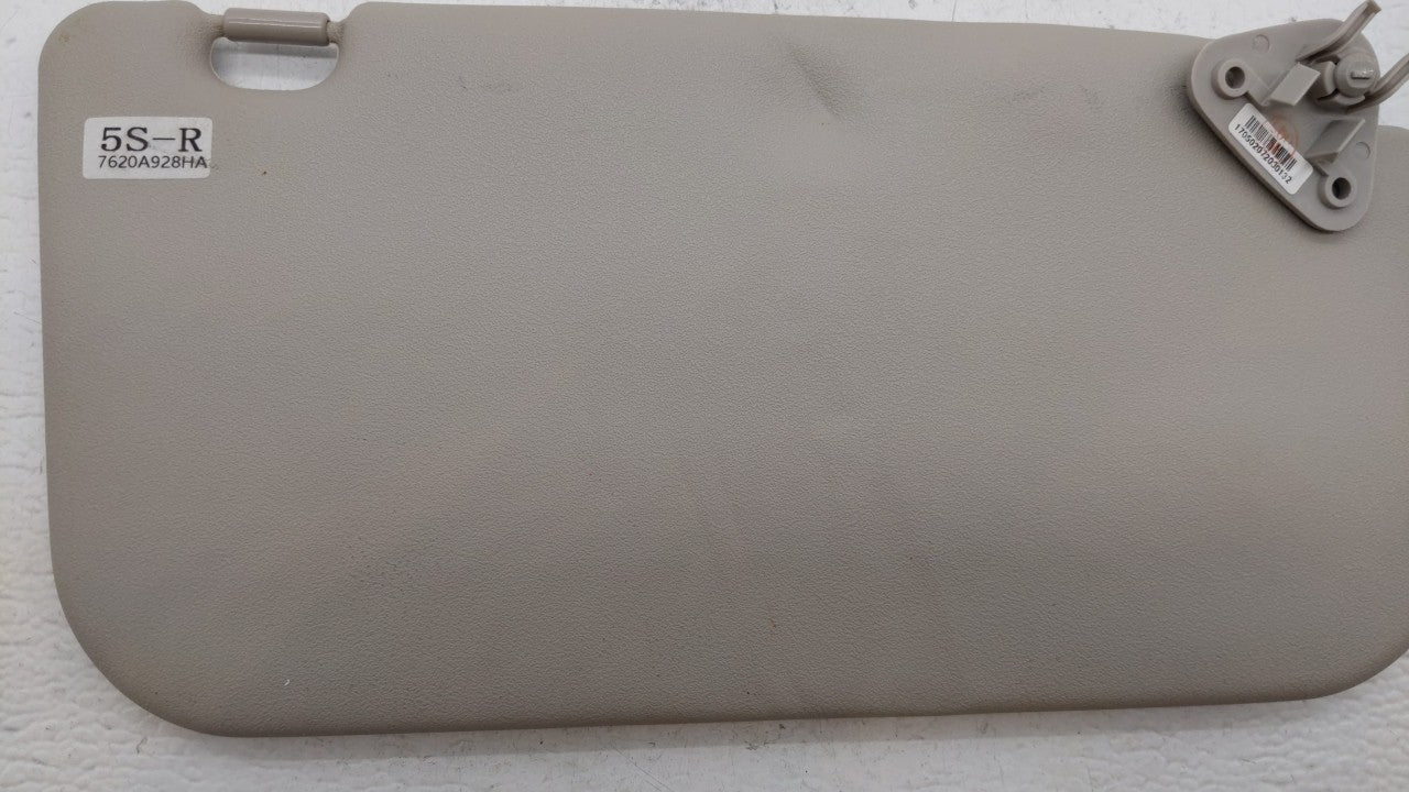 2018 Mitsubishi Mirage Sun Visor Shade Replacement Passenger Right Mirror Fits OEM Used Auto Parts - Oemusedautoparts1.com