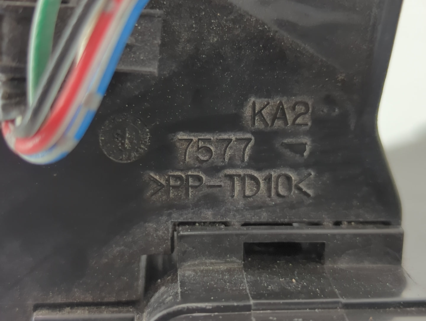 2014 Mitsubishi Mirage Fusebox Fuse Box Panel Relay Module P/N:KA2-7577 Fits OEM Used Auto Parts - Oemusedautoparts1.com