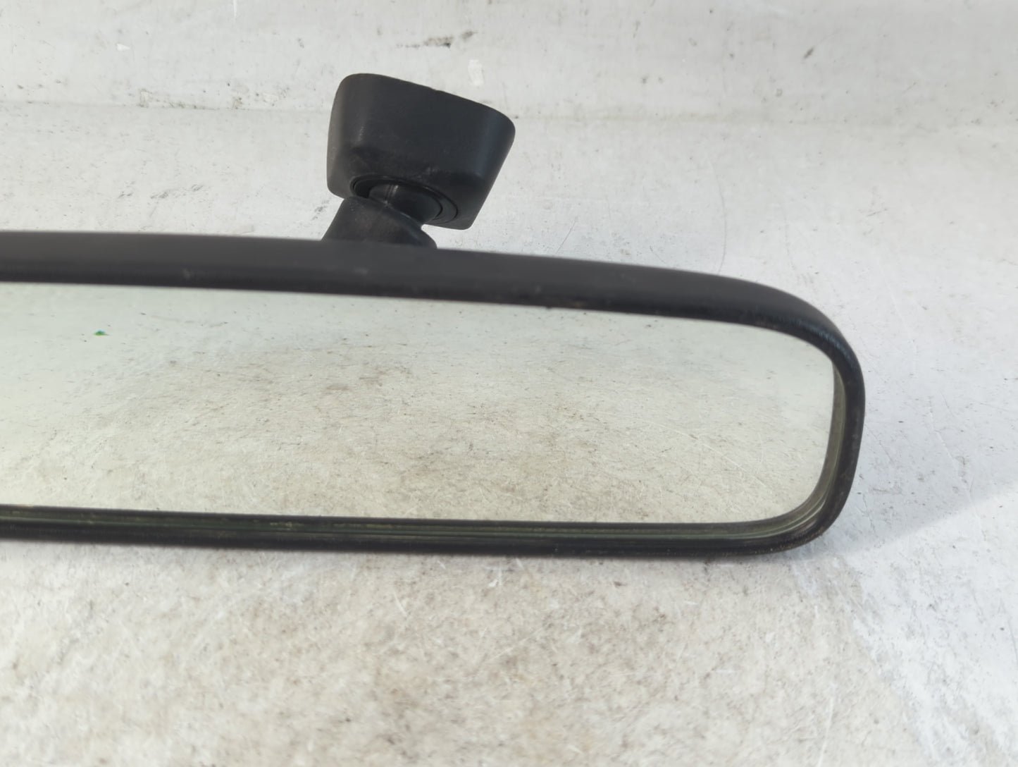 2014 Mitsubishi Mirage Interior Rear View Mirror Replacement OEM P/N:E402 2197 E405 2197 Fits OEM Used Auto Parts - Oemuseda
