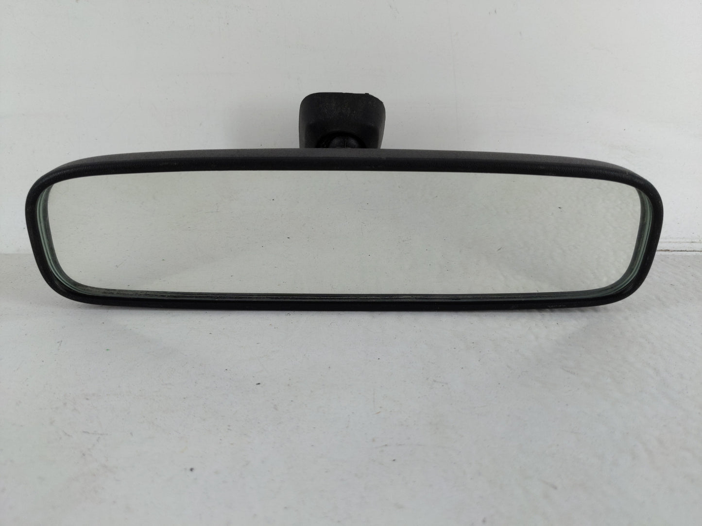 2004-2017 Mitsubishi Outlander Interior Rear View Mirror Replacement OEM P/N:E4024197 Fits OEM Used Auto Parts - Oemusedauto
