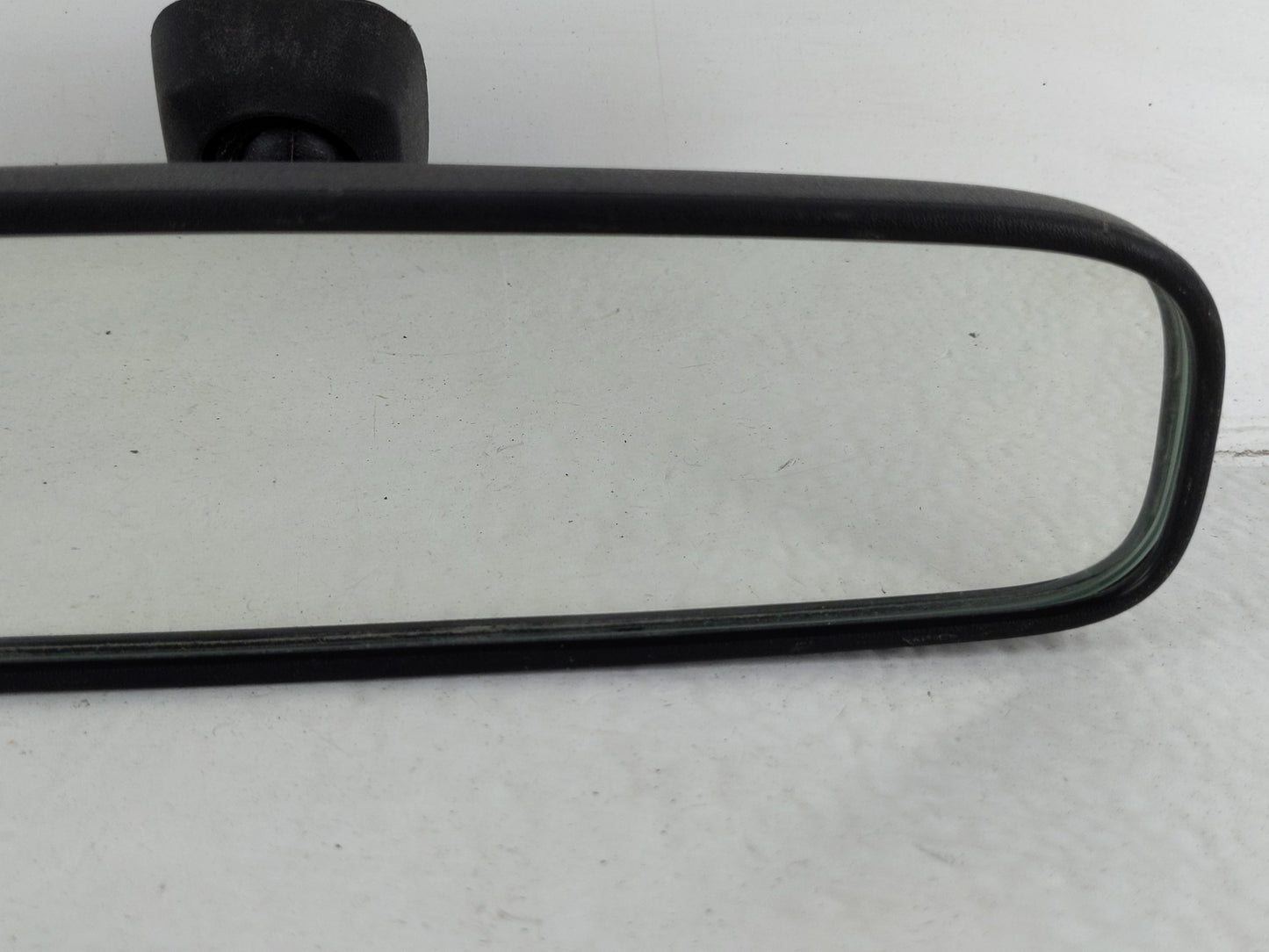 2004-2017 Mitsubishi Outlander Interior Rear View Mirror Replacement OEM P/N:E4024197 Fits OEM Used Auto Parts - Oemusedauto