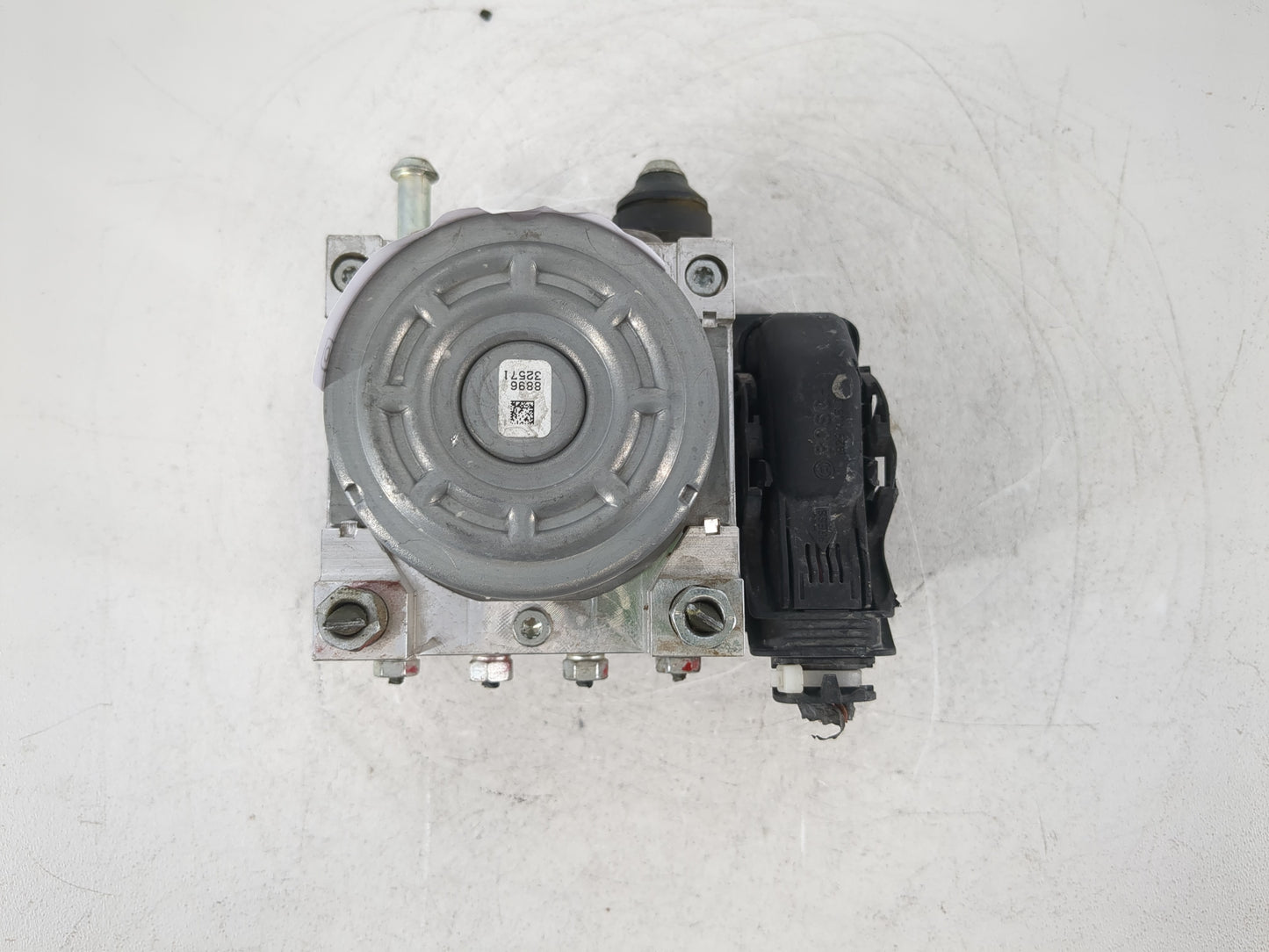 2018 Mitsubishi Outlander ABS Pump Control Module Replacement P/N:ESC EC08 C12 4670B231 Fits OEM Used Auto Parts - Oemusedau