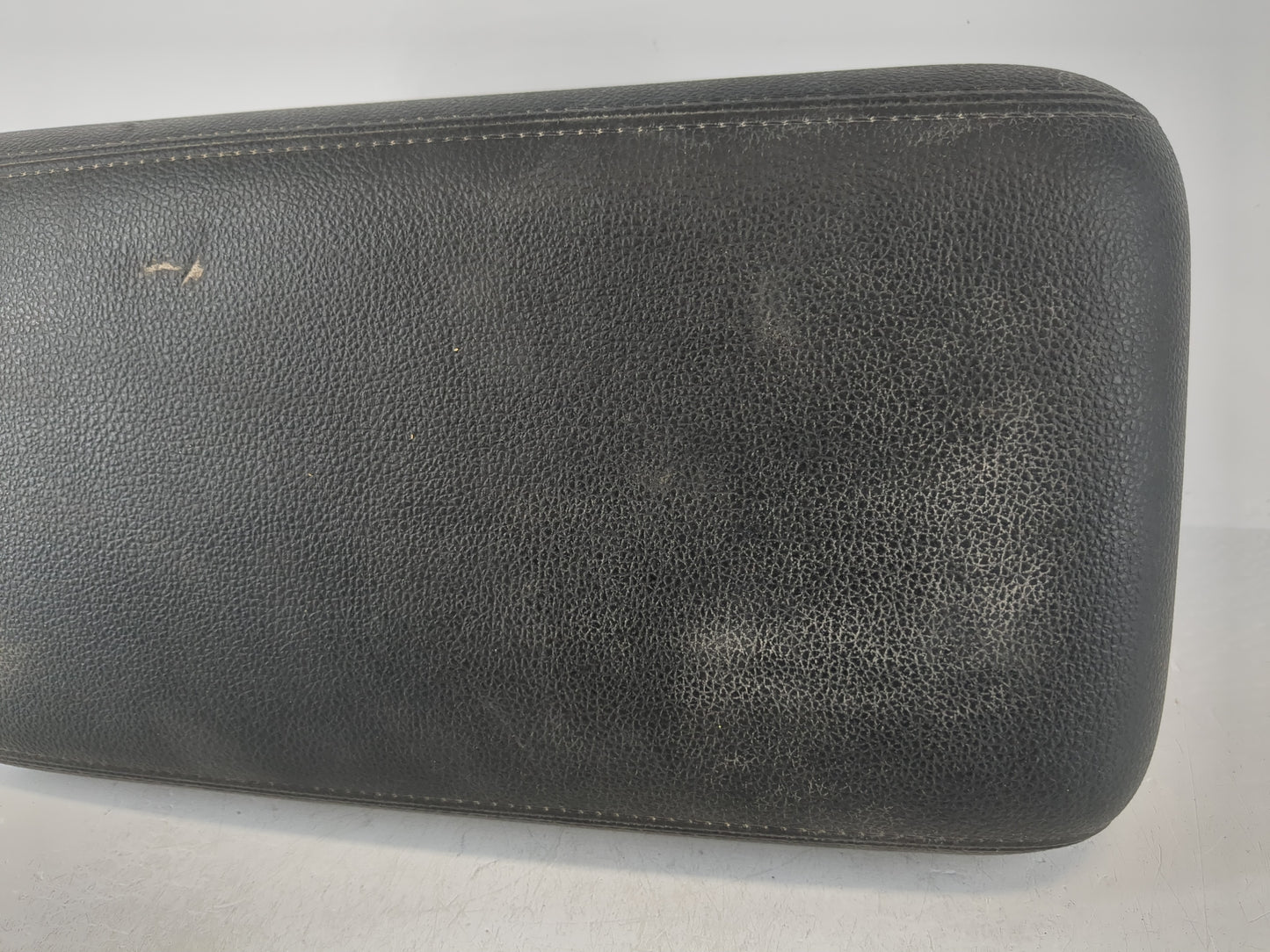 2014-2016 Mitsubishi Outlander Center Console Armrest Cover Lid Fits Fits 2014 2015 2016 OEM Used Auto Parts - Oemusedautopa