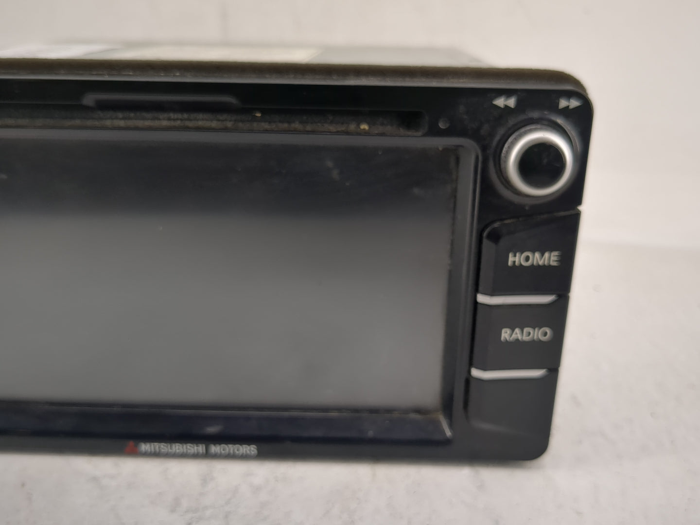 2018 Mitsubishi Outlander Radio AM FM Cd Player Receiver Replacement P/N:87104411 Fits OEM Used Auto Parts - Oemusedautopart