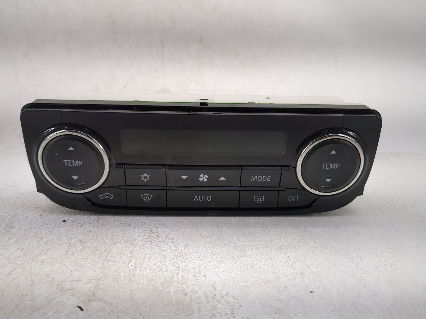 2018 Mitsubishi Outlander Climate Control Module Temperature AC/Heater Replacement P/N:7820B057XA Fits OEM Used Auto Parts -