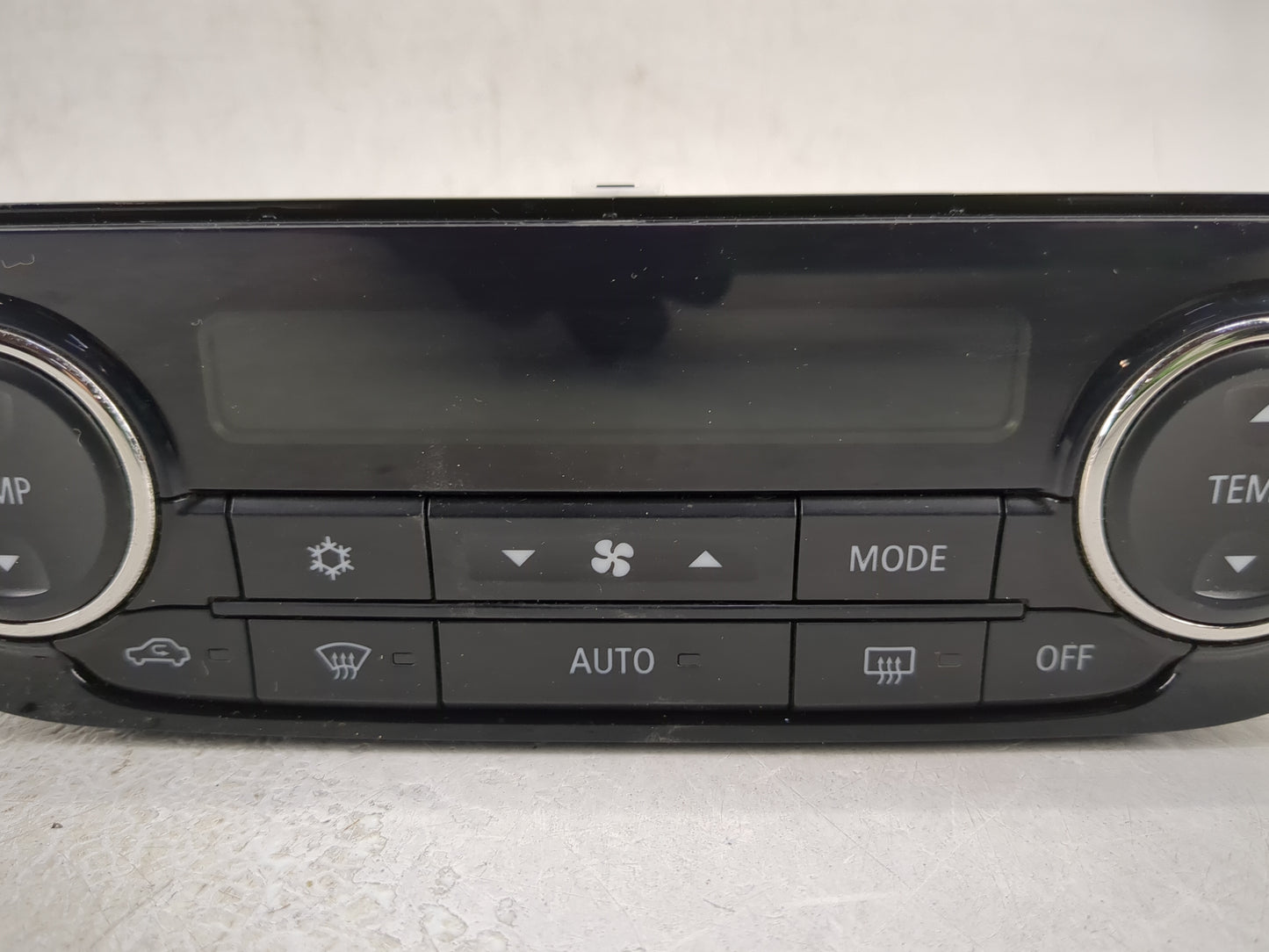 2018 Mitsubishi Outlander Climate Control Module Temperature AC/Heater Replacement P/N:7820B057XA Fits OEM Used Auto Parts -
