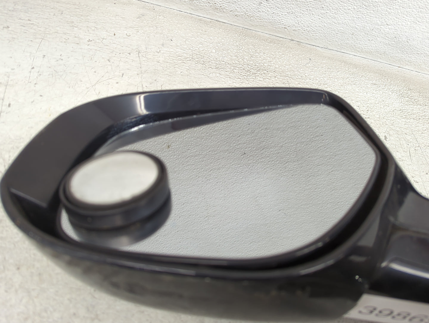 2018 Mitsubishi Outlander Driver Side View Mirror - Left Door Mirror OEM Used - Oemusedautoparts1.com