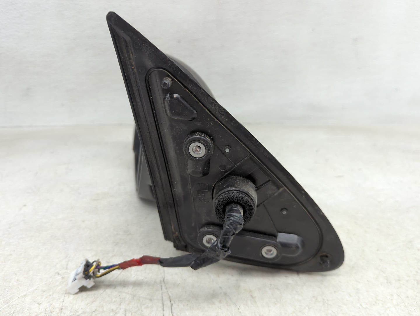 2018 Mitsubishi Outlander Driver Side View Mirror - Left Door Mirror OEM Used - Oemusedautoparts1.com