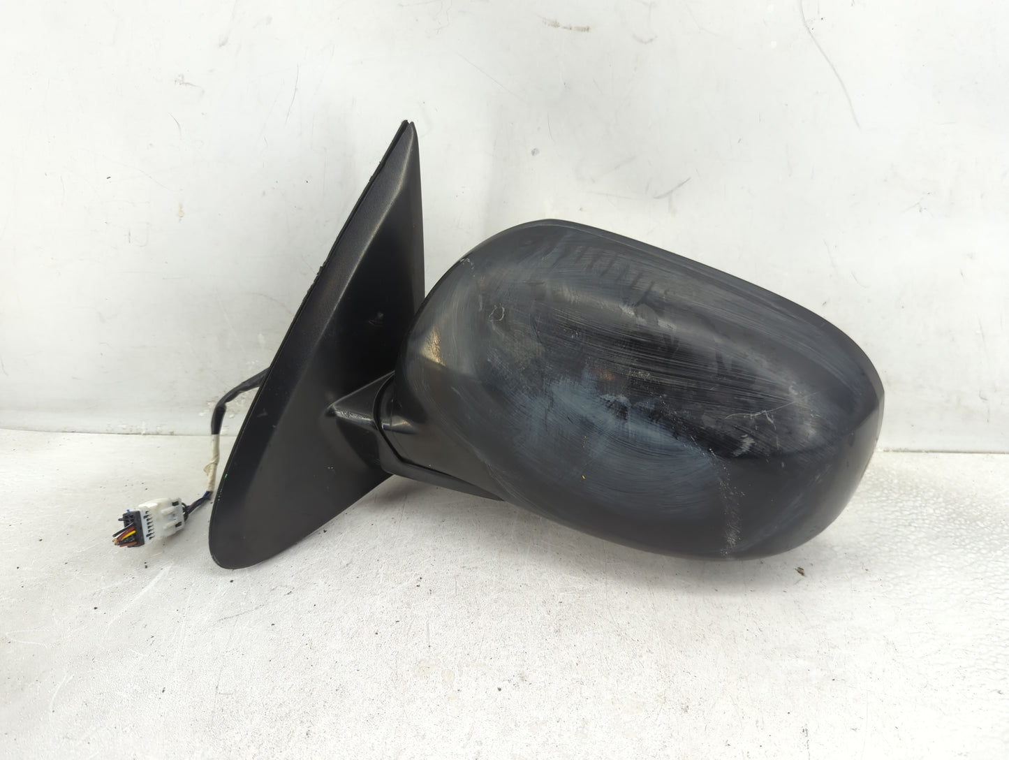 2014-2016 Mitsubishi Outlander Driver Side View Mirror - Left Door Mirror OEM Used - Oemusedautoparts1.com