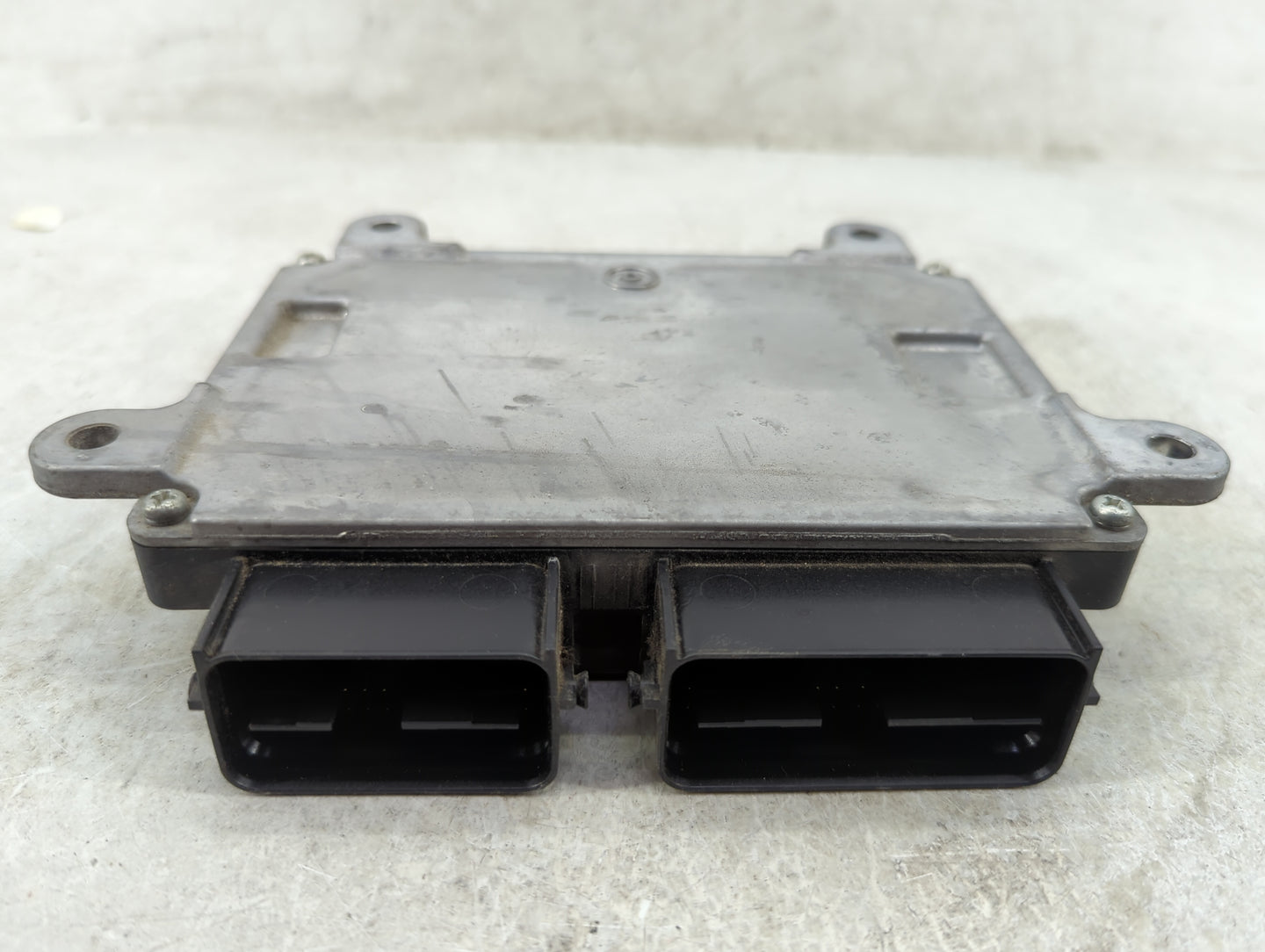 2018 Mitsubishi Outlander PCM Engine Control Computer ECU ECM PCU OEM P/N:1860D205 E6T79686 Fits OEM Used Auto Parts - Oemus