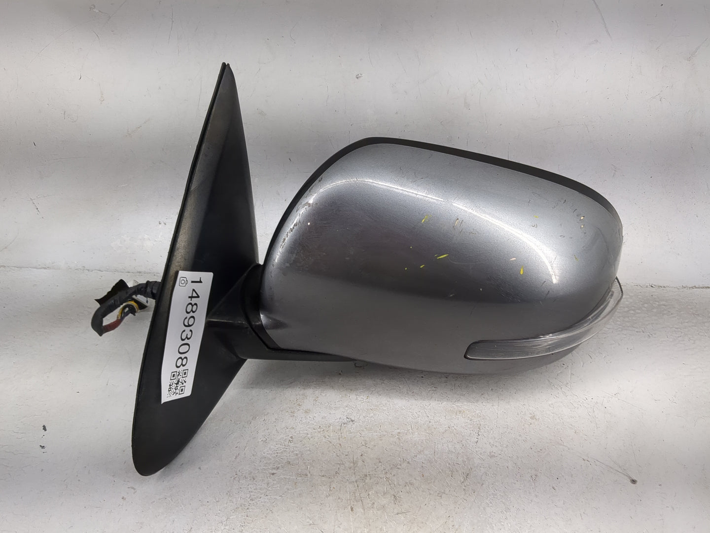 2018 Mitsubishi Outlander Driver Side View Mirror - Left Door Mirror OEM Used - Oemusedautoparts1.com