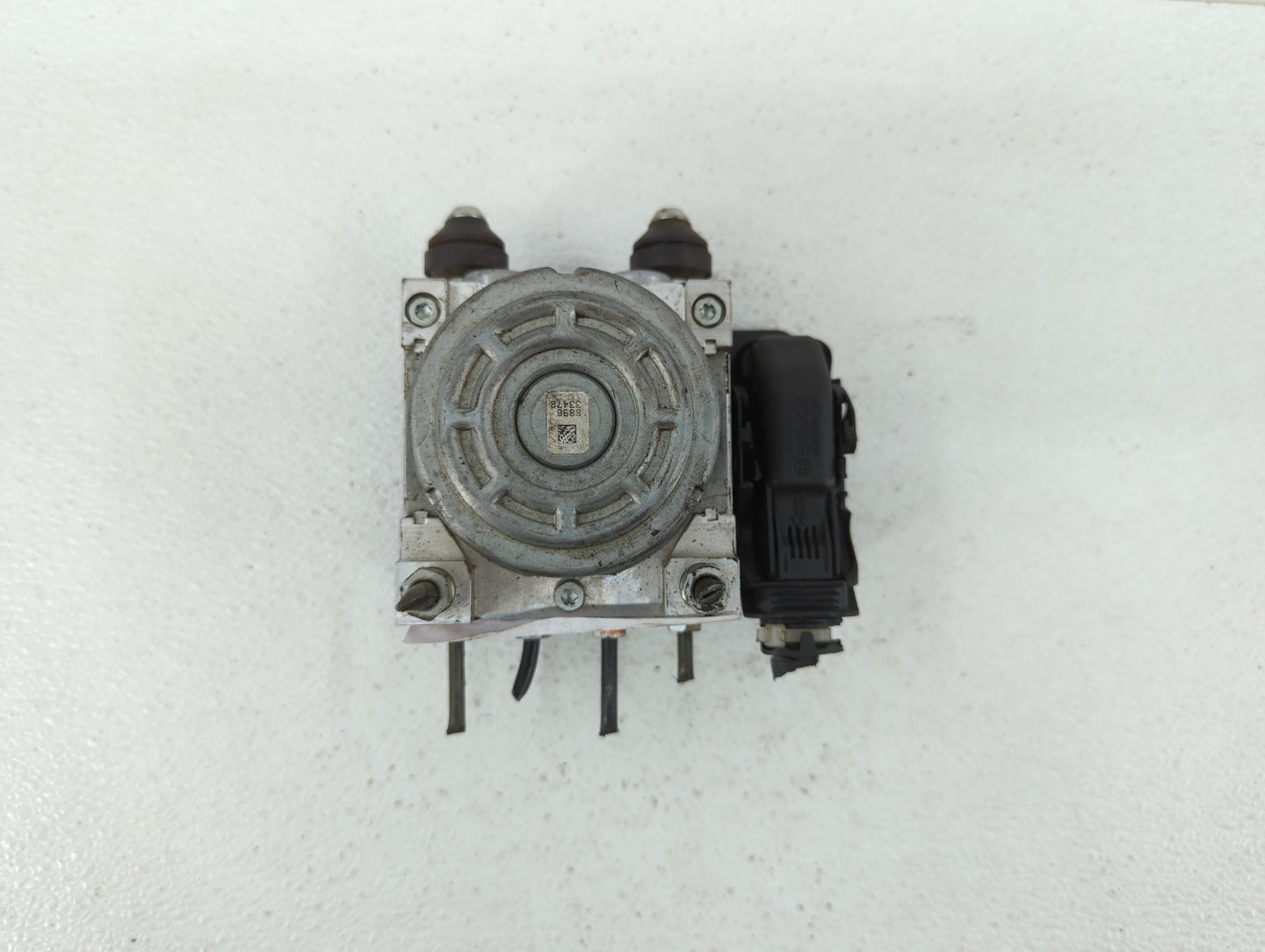 2018 Mitsubishi Outlander ABS Pump Control Module Replacement P/N:4670B231 Fits OEM Used Auto Parts - Oemusedautoparts1.com