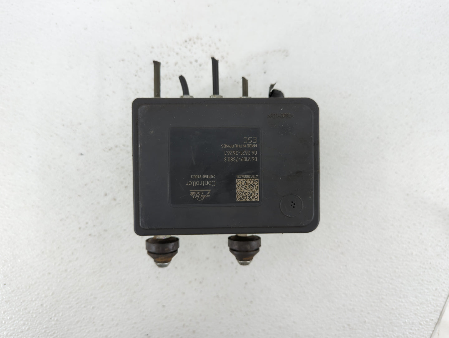 2018 Mitsubishi Outlander ABS Pump Control Module Replacement P/N:4670B231 Fits OEM Used Auto Parts - Oemusedautoparts1.com