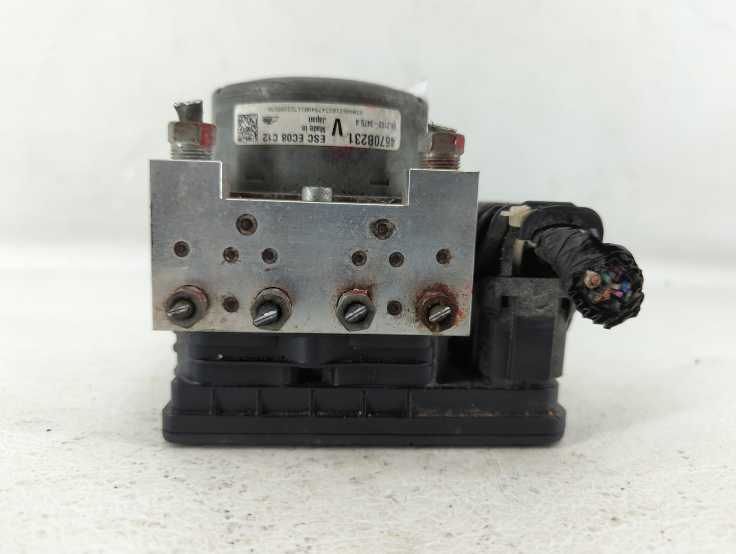 2018 Mitsubishi Outlander ABS Pump Control Module Replacement P/N:4670B231 Fits OEM Used Auto Parts - Oemusedautoparts1.com