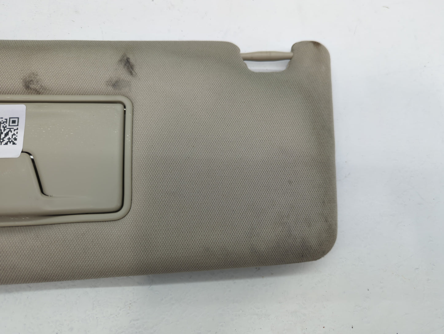 2018 Mitsubishi Outlander Sun Visor Shade Replacement Driver Left Mirror Fits OEM Used Auto Parts - Oemusedautoparts1.com