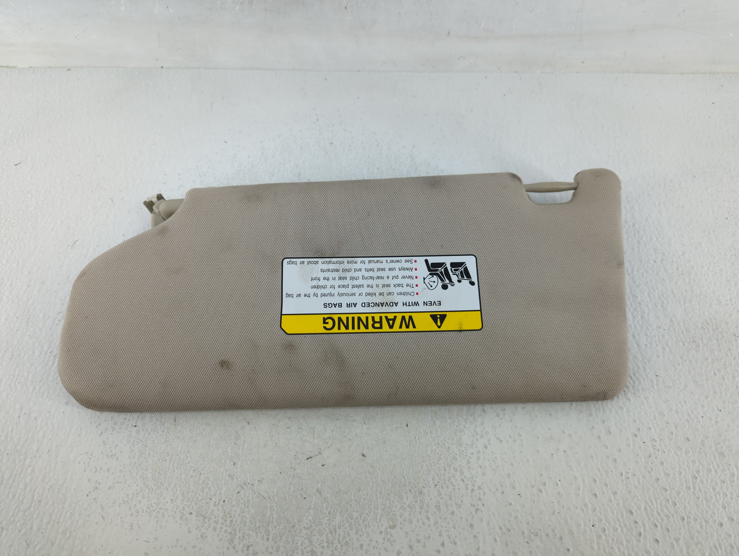 2018 Mitsubishi Outlander Sun Visor Shade Replacement Passenger Right Mirror Fits OEM Used Auto Parts - Oemusedautoparts1.co