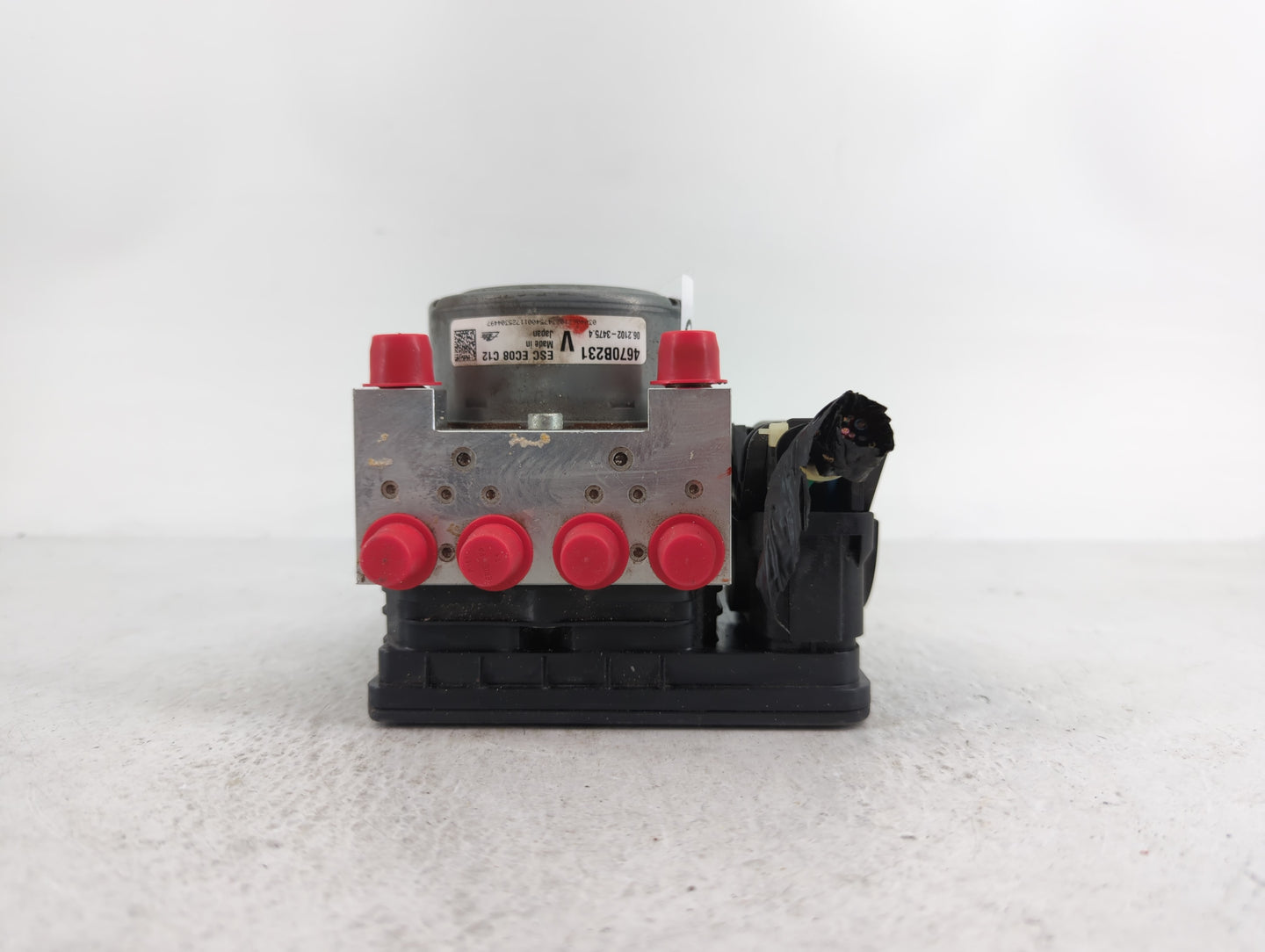 2018 Mitsubishi Outlander ABS Pump Control Module Replacement P/N:4670B231 Fits OEM Used Auto Parts - Oemusedautoparts1.com
