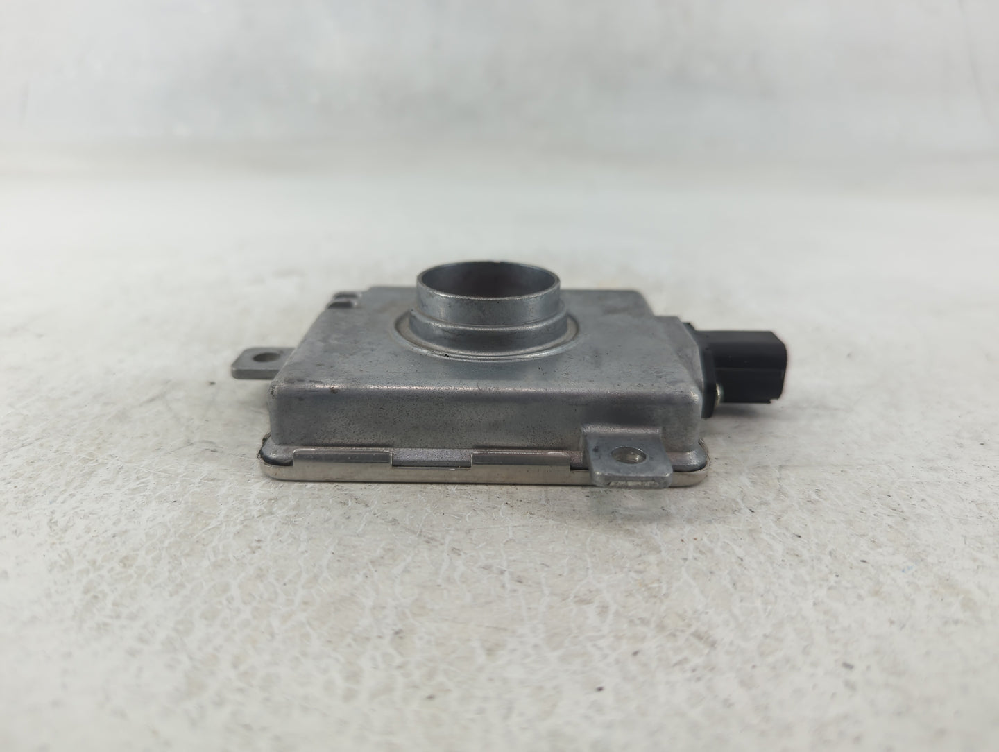 2018 Mitsubishi Outlander Headlight Ballast Head Light - Oemusedautoparts1.com