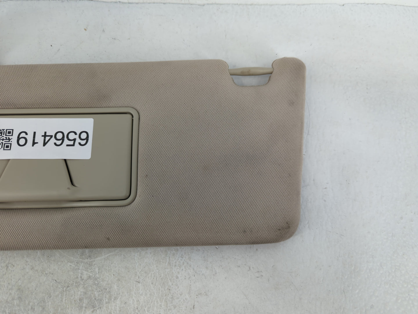 2018 Mitsubishi Outlander Sun Visor Shade Replacement Passenger Right Mirror Fits OEM Used Auto Parts - Oemusedautoparts1.co