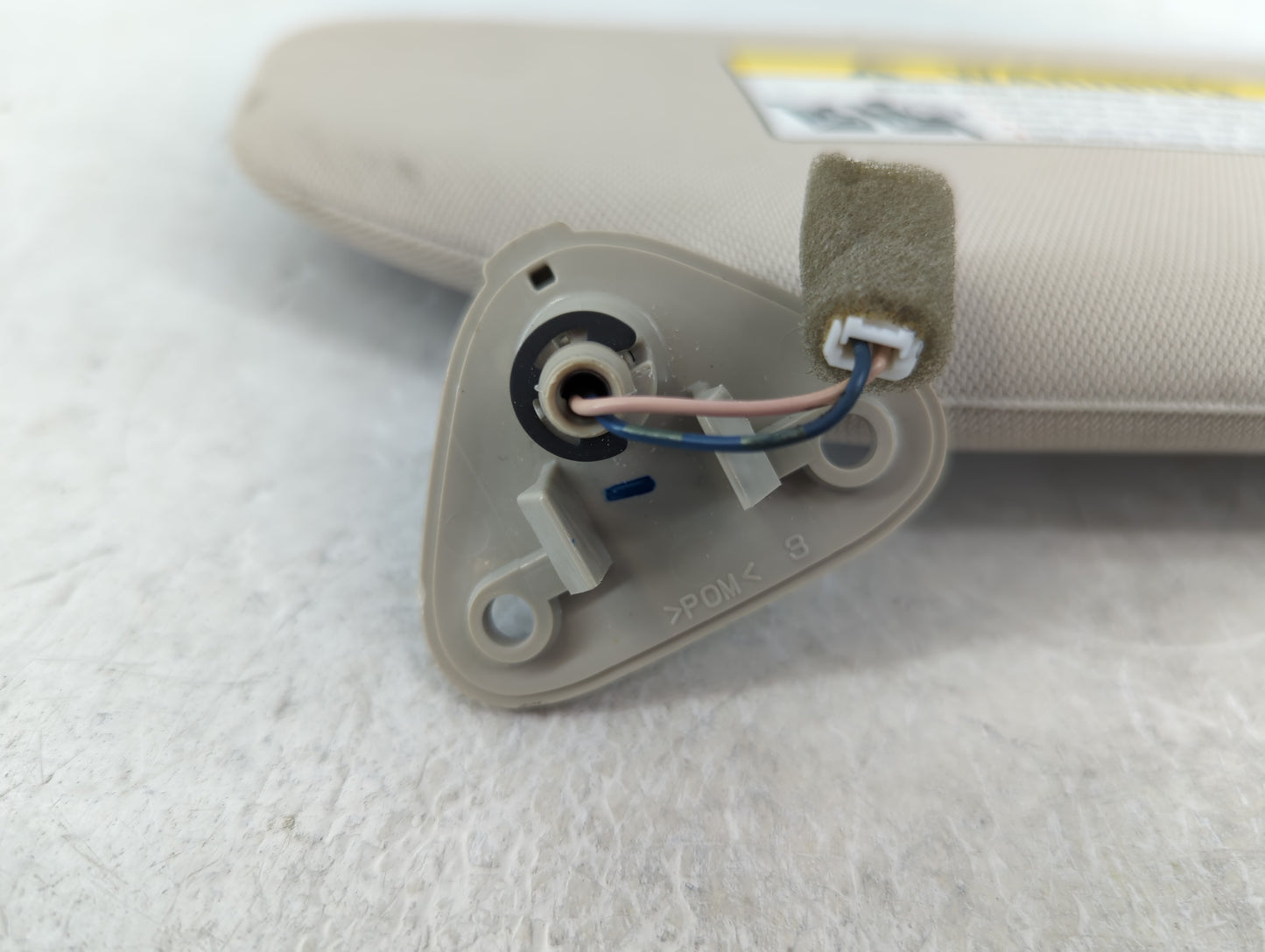 2018 Mitsubishi Outlander Sun Visor Shade Replacement Passenger Right Mirror Fits OEM Used Auto Parts - Oemusedautoparts1.co