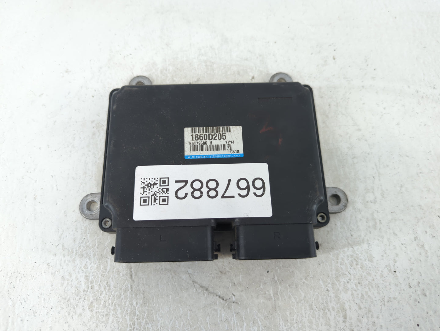 2018 Mitsubishi Outlander PCM Engine Control Computer ECU ECM PCU OEM P/N:1860D205 Fits OEM Used Auto Parts - Oemusedautopar