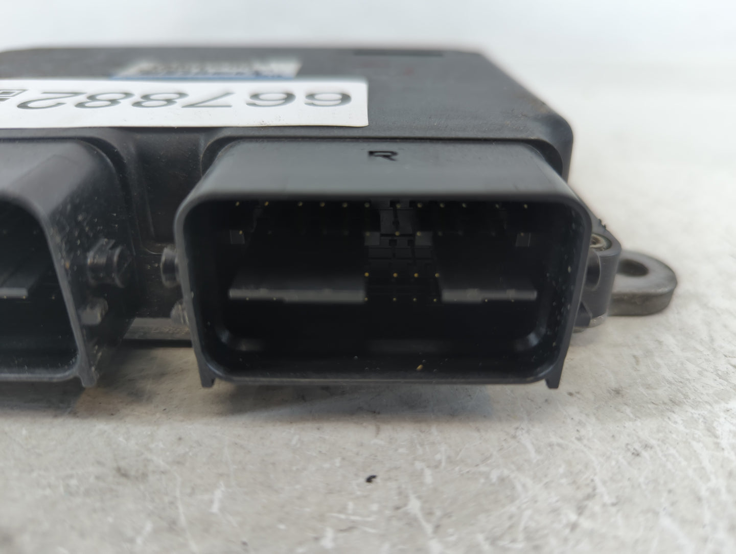 2018 Mitsubishi Outlander PCM Engine Control Computer ECU ECM PCU OEM P/N:1860D205 Fits OEM Used Auto Parts - Oemusedautopar