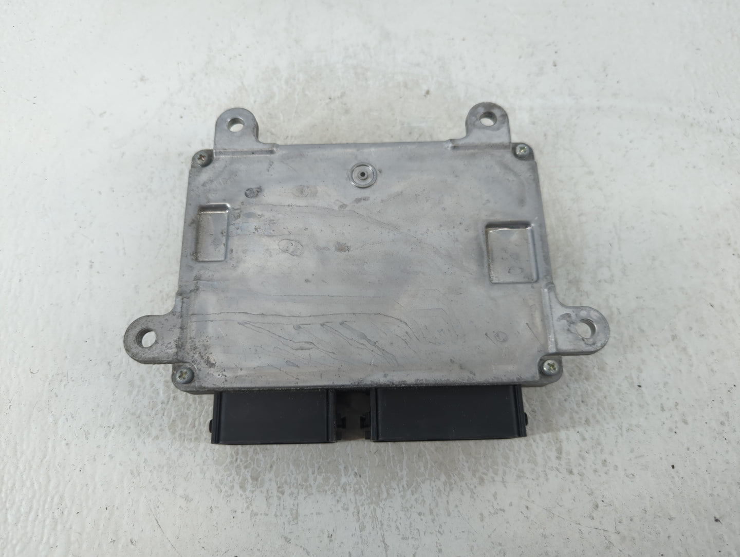 2018 Mitsubishi Outlander PCM Engine Control Computer ECU ECM PCU OEM P/N:1860D205 Fits OEM Used Auto Parts - Oemusedautopar