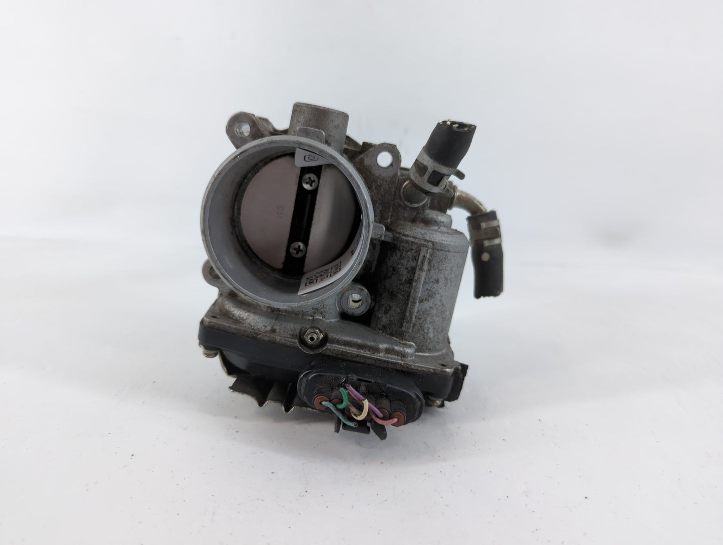 2013-2017 Mitsubishi Outlander Throttle Body P/N:8516 1024 57021 Fits Fits 2013 2014 2015 2016 2017 OEM Used Auto Parts - Oe