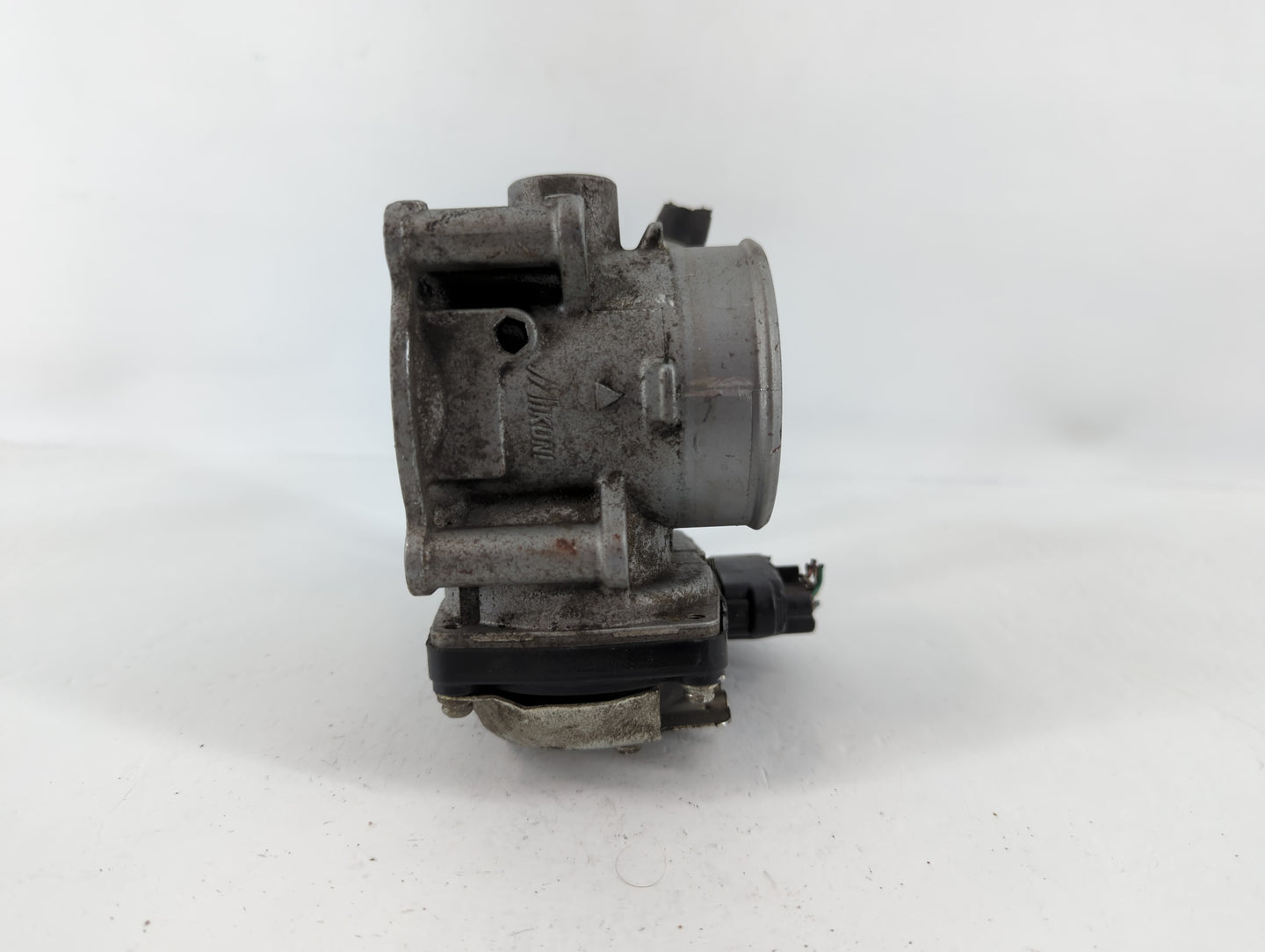2013-2017 Mitsubishi Outlander Throttle Body P/N:8516 1024 57021 Fits Fits 2013 2014 2015 2016 2017 OEM Used Auto Parts - Oe