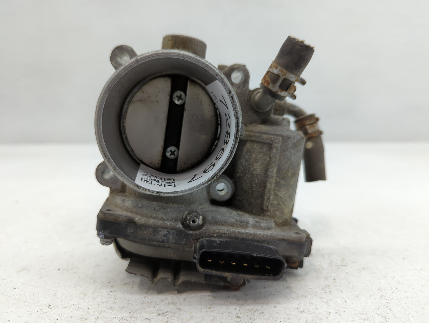 2013-2017 Mitsubishi Outlander Throttle Body P/N:57021 Fits Fits 2013 2014 2015 2016 2017 OEM Used Auto Parts - Oemusedautop