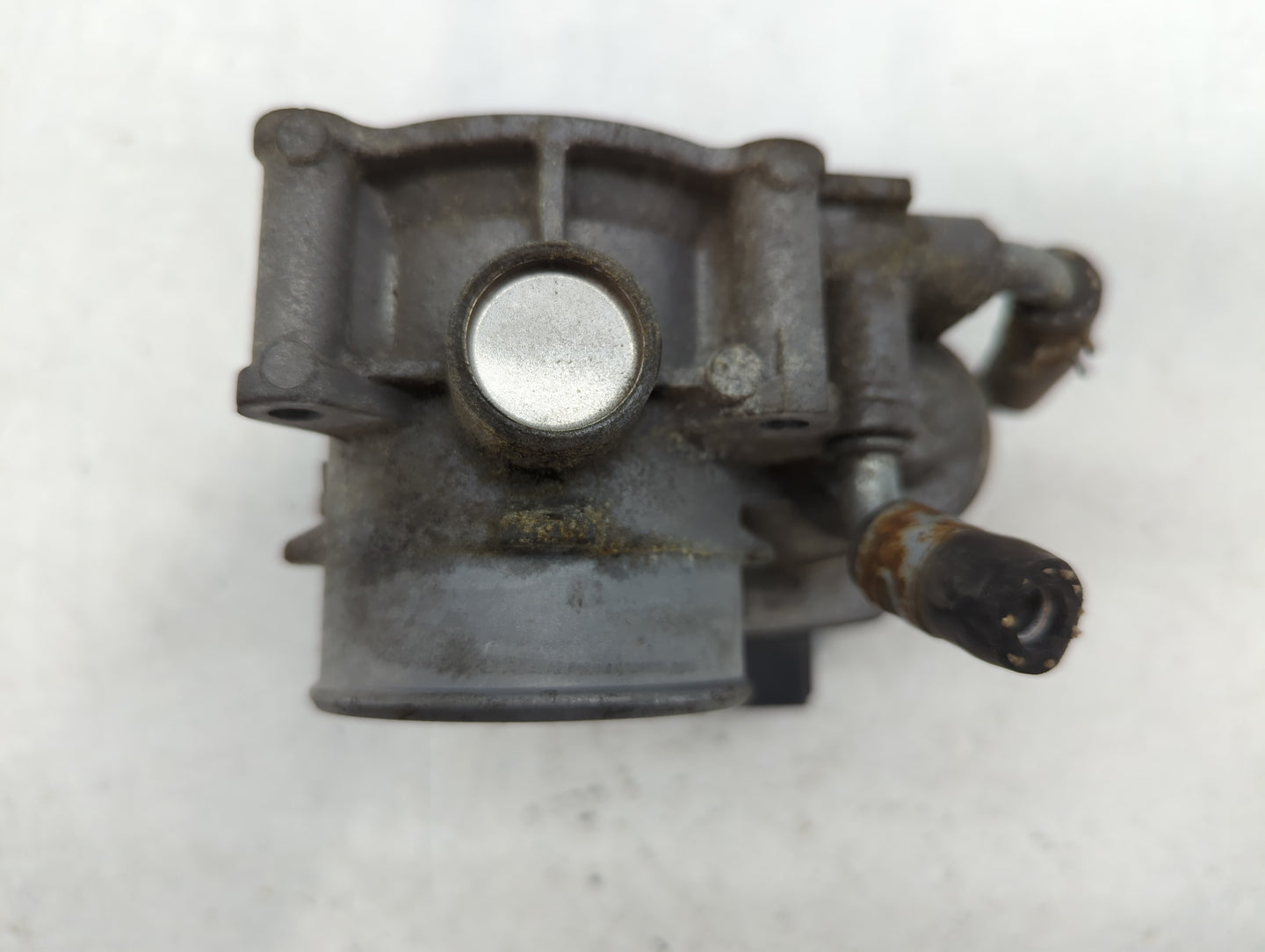 2013-2017 Mitsubishi Outlander Throttle Body P/N:57021 Fits Fits 2013 2014 2015 2016 2017 OEM Used Auto Parts - Oemusedautop