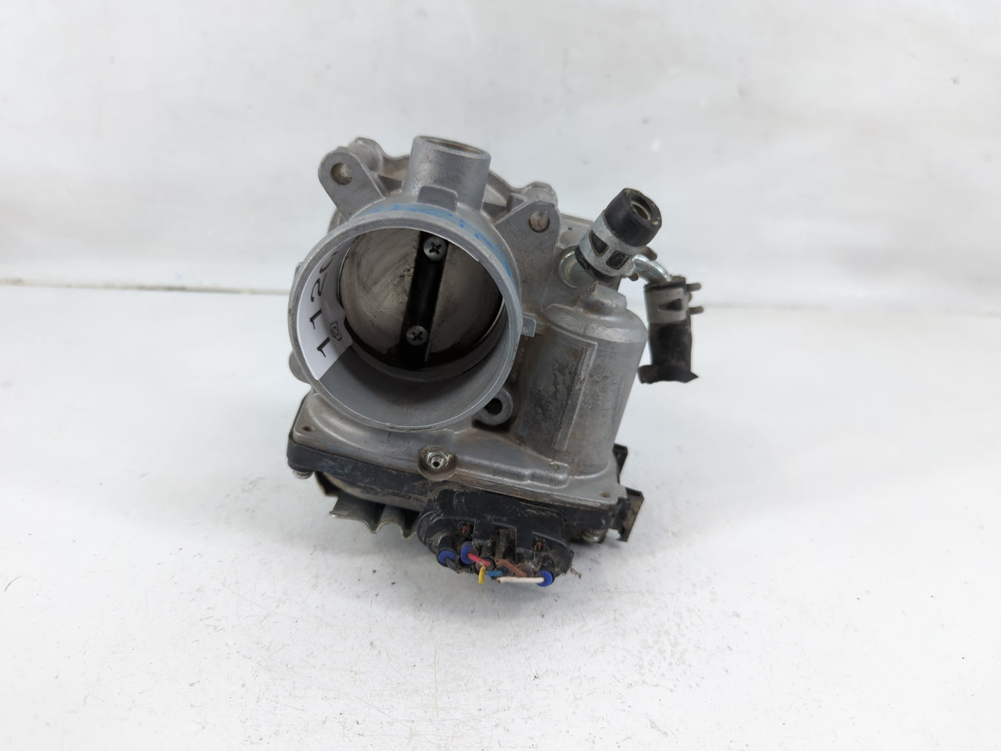 2013-2017 Mitsubishi Outlander Sport Throttle Body P/N:8127 0258 5130 0637 Fits Fits 2013 2014 2015 2016 2017 OEM Used Auto 