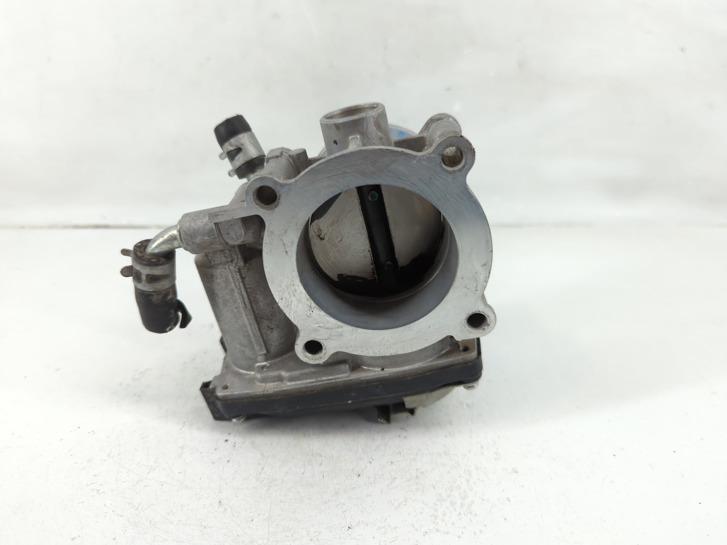 2013-2017 Mitsubishi Outlander Sport Throttle Body P/N:8127 0258 5130 0637 Fits Fits 2013 2014 2015 2016 2017 OEM Used Auto 