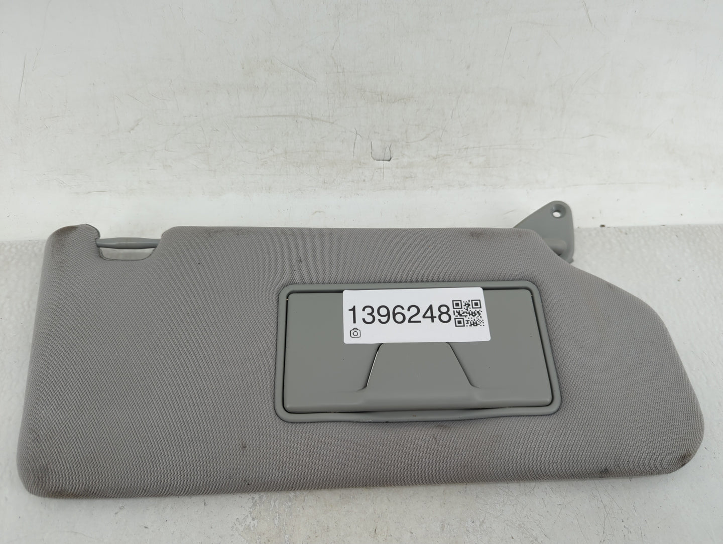 2016-2017 Mitsubishi Outlander Sport Sun Visor Shade Replacement Driver Left Mirror Fits Fits 2016 2017 OEM Used Auto Parts 