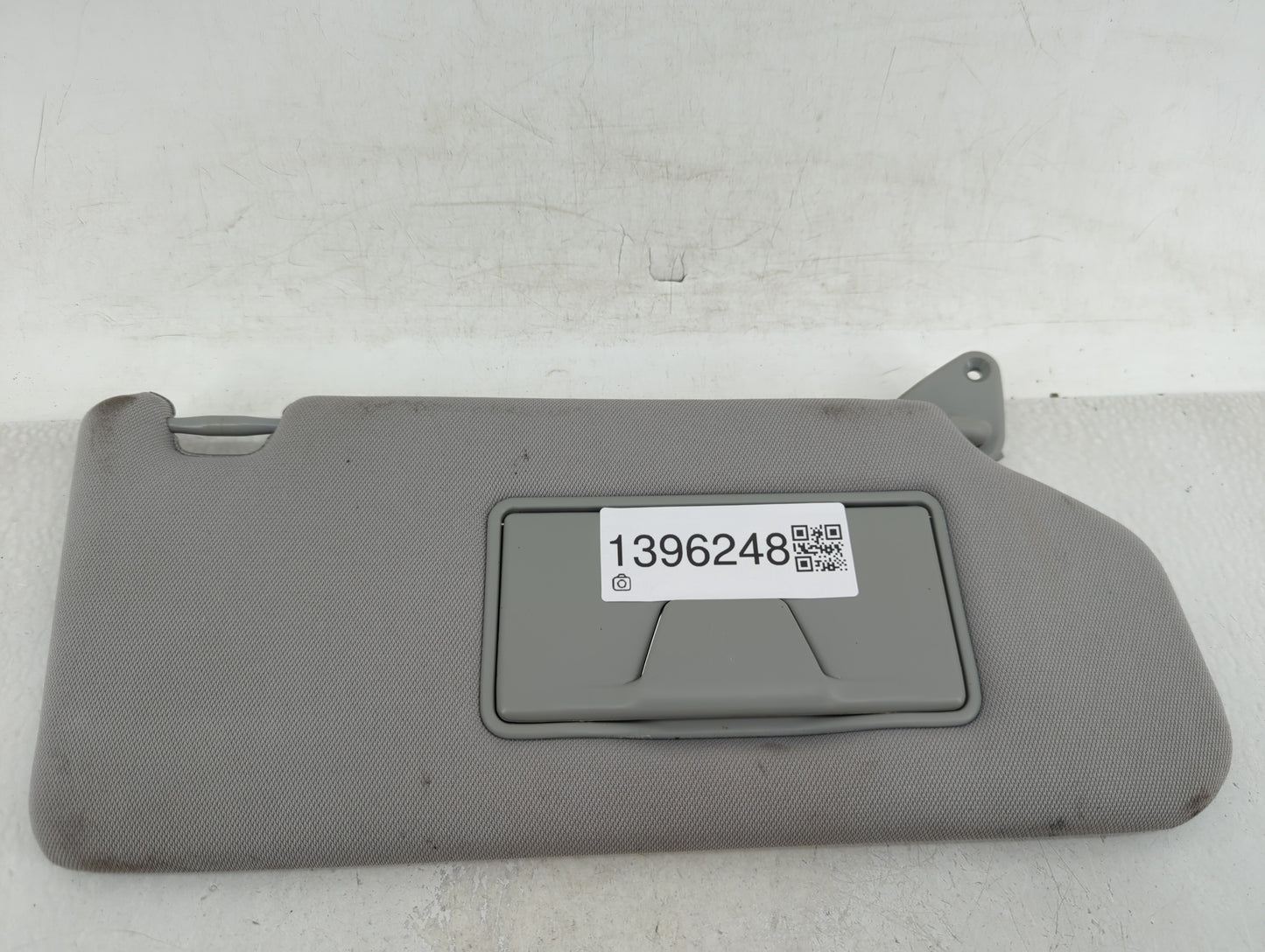 2016-2017 Mitsubishi Outlander Sport Sun Visor Shade Replacement Driver Left Mirror Fits Fits 2016 2017 OEM Used Auto Parts 