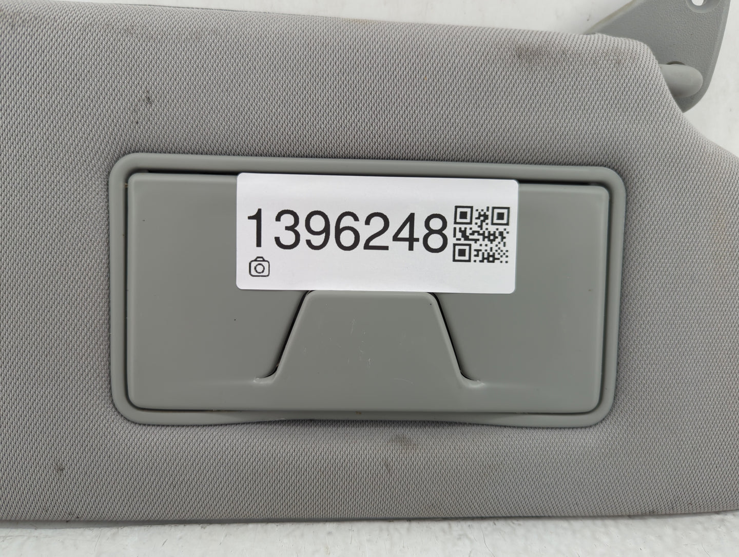 2016-2017 Mitsubishi Outlander Sport Sun Visor Shade Replacement Driver Left Mirror Fits Fits 2016 2017 OEM Used Auto Parts 