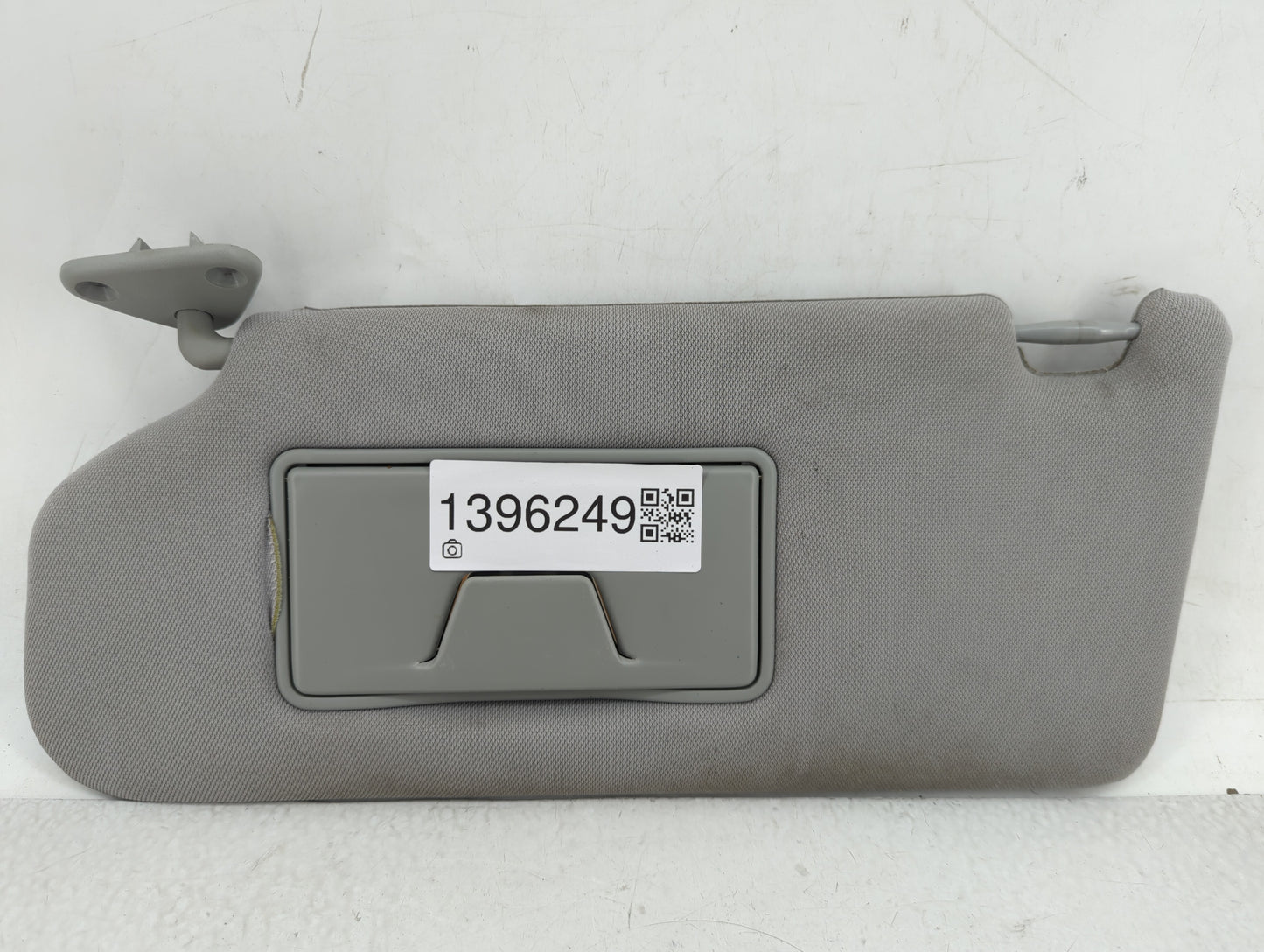 2016-2017 Mitsubishi Outlander Sport Sun Visor Shade Replacement Passenger Right Mirror Fits Fits 2016 2017 OEM Used Auto Pa