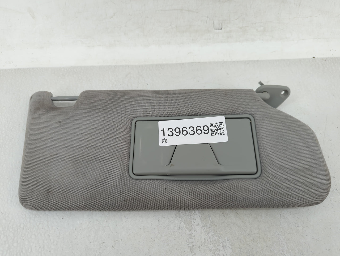 2016-2017 Mitsubishi Outlander Sport Sun Visor Shade Replacement Passenger Right Mirror Fits Fits 2016 2017 OEM Used Auto Pa