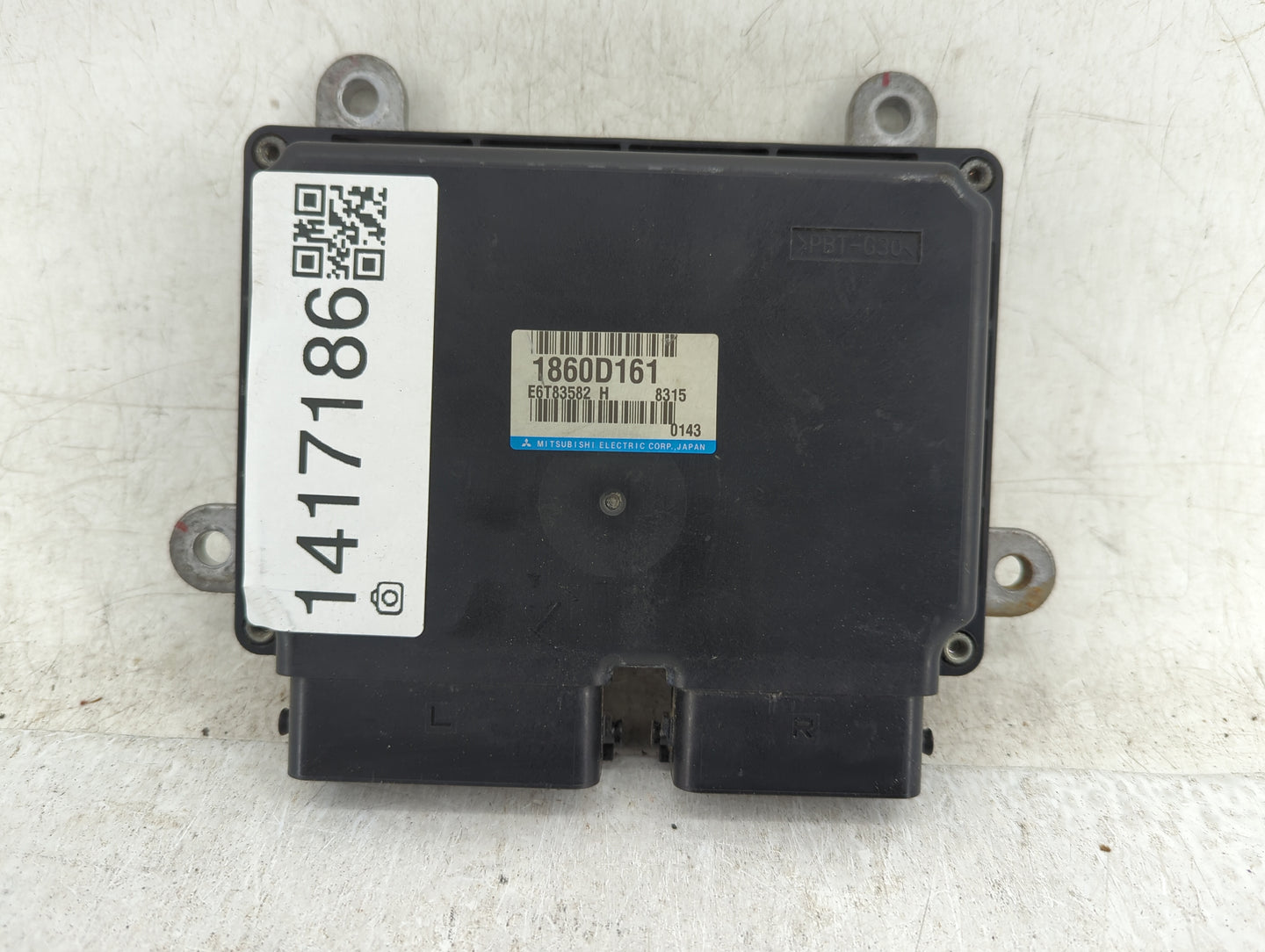 2018 Mitsubishi Outlander Sport PCM Engine Control Computer ECU ECM PCU OEM P/N:E6T83582 1860D161 Fits OEM Used Auto Parts -