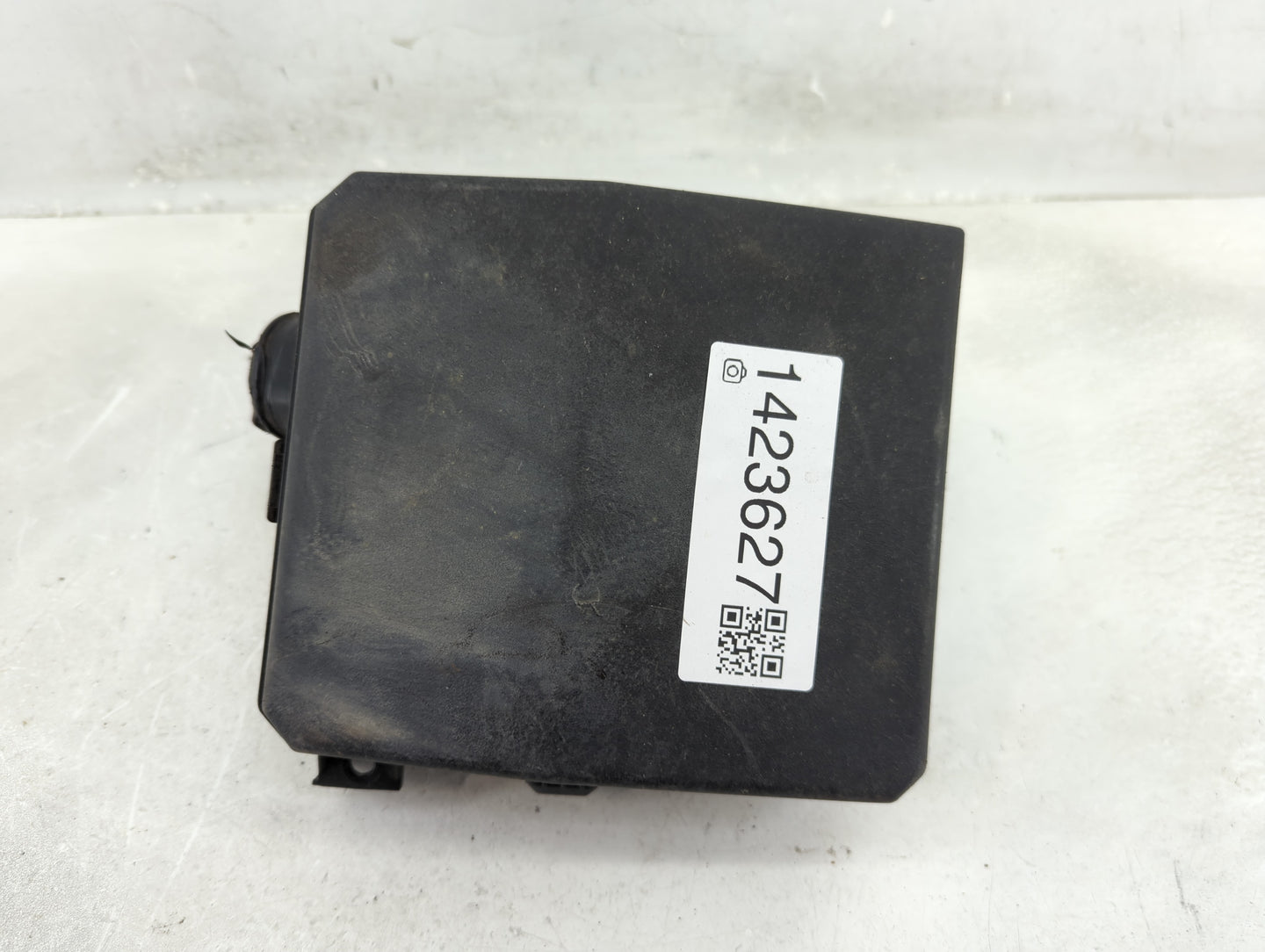 2012-2017 Mitsubishi Outlander Sport Fusebox Fuse Box Panel Relay Module P/N:8565A268 Fits Fits 2012 2013 2014 2015 2016 201