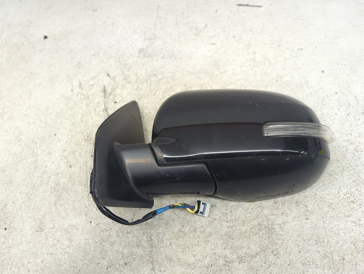2015-2017 Mitsubishi Outlander Sport Driver Side View Mirror - Left Door Mirror OEM Used - Oemusedautoparts1.com