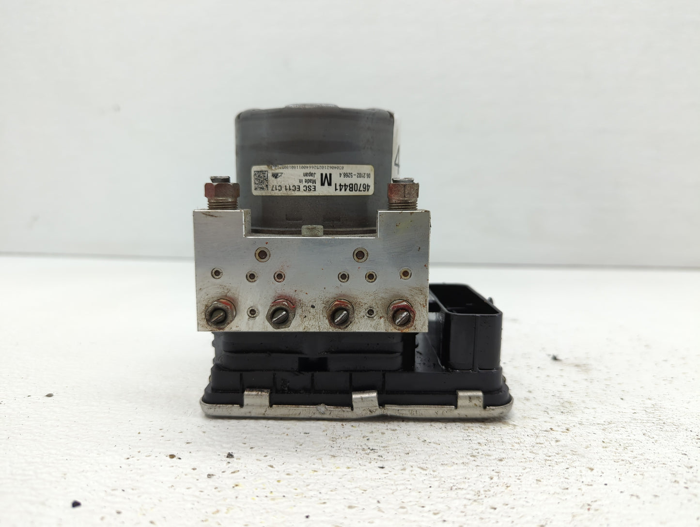 2018 Mitsubishi Outlander Sport ABS Pump Control Module Replacement P/N:4670B441 Fits OEM Used Auto Parts - Oemusedautoparts