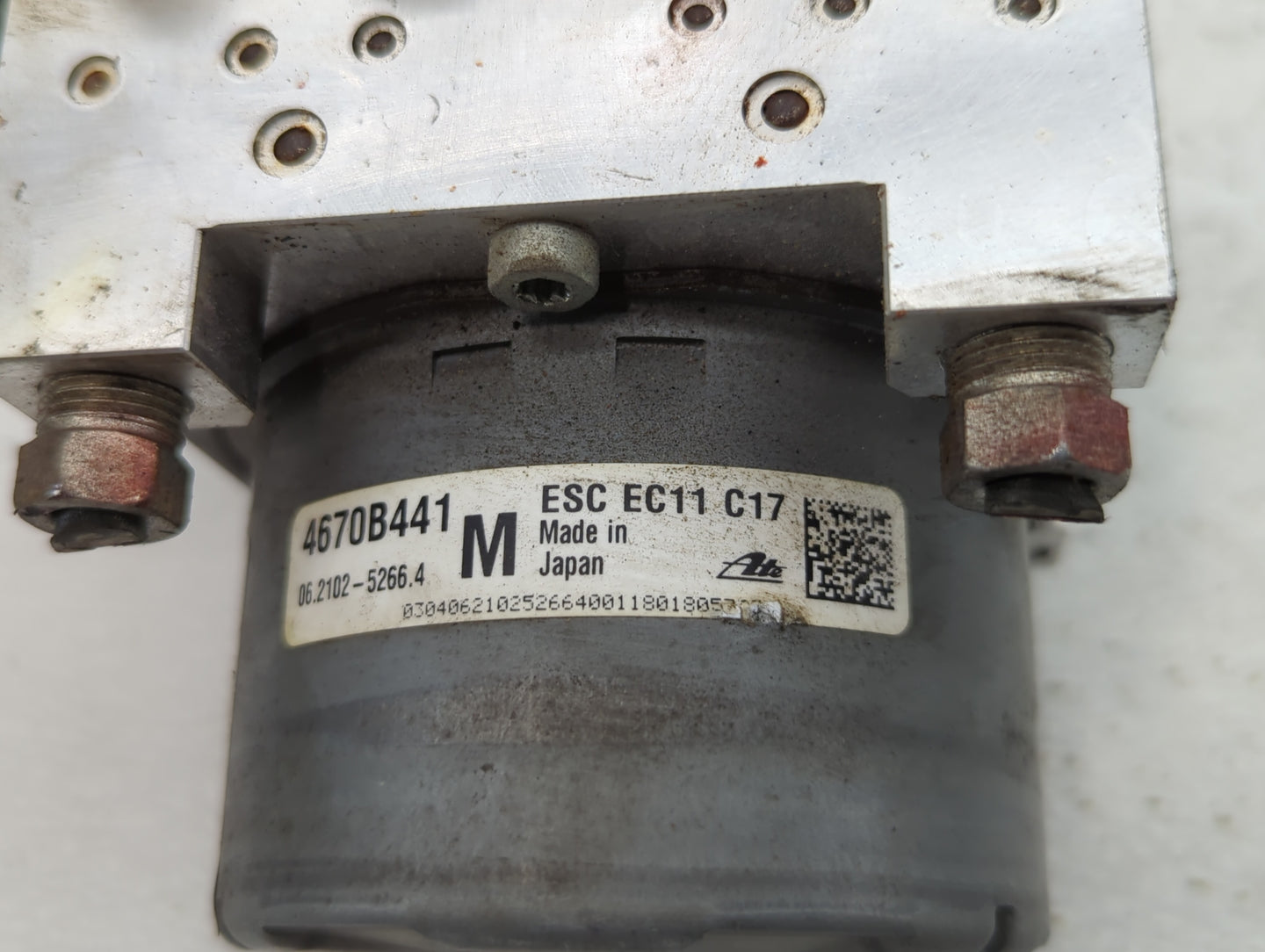 2018 Mitsubishi Outlander Sport ABS Pump Control Module Replacement P/N:4670B441 Fits OEM Used Auto Parts - Oemusedautoparts