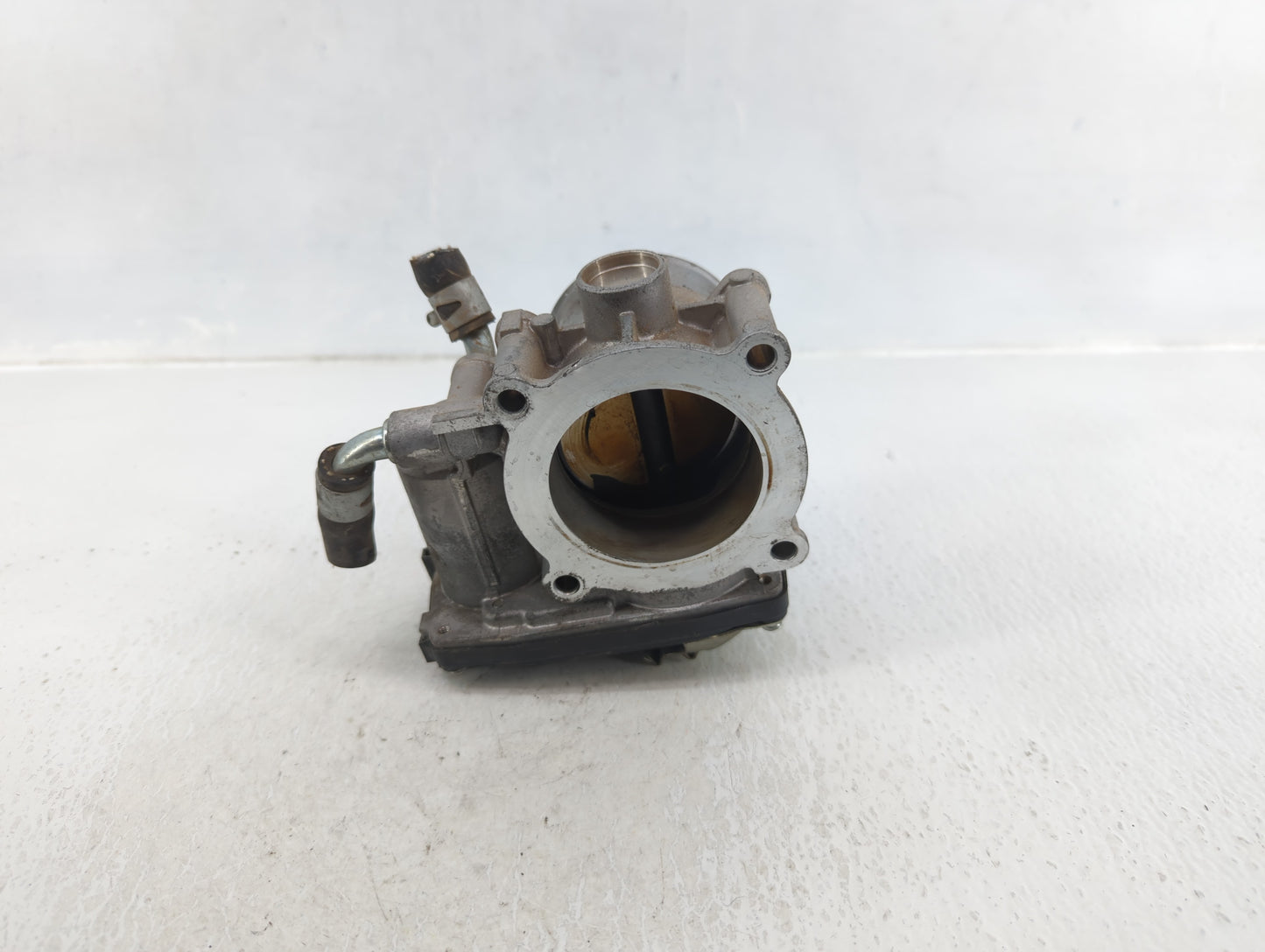 2018 Mitsubishi Outlander Sport Throttle Body P/N:57021 Fits OEM Used Auto Parts - Oemusedautoparts1.com