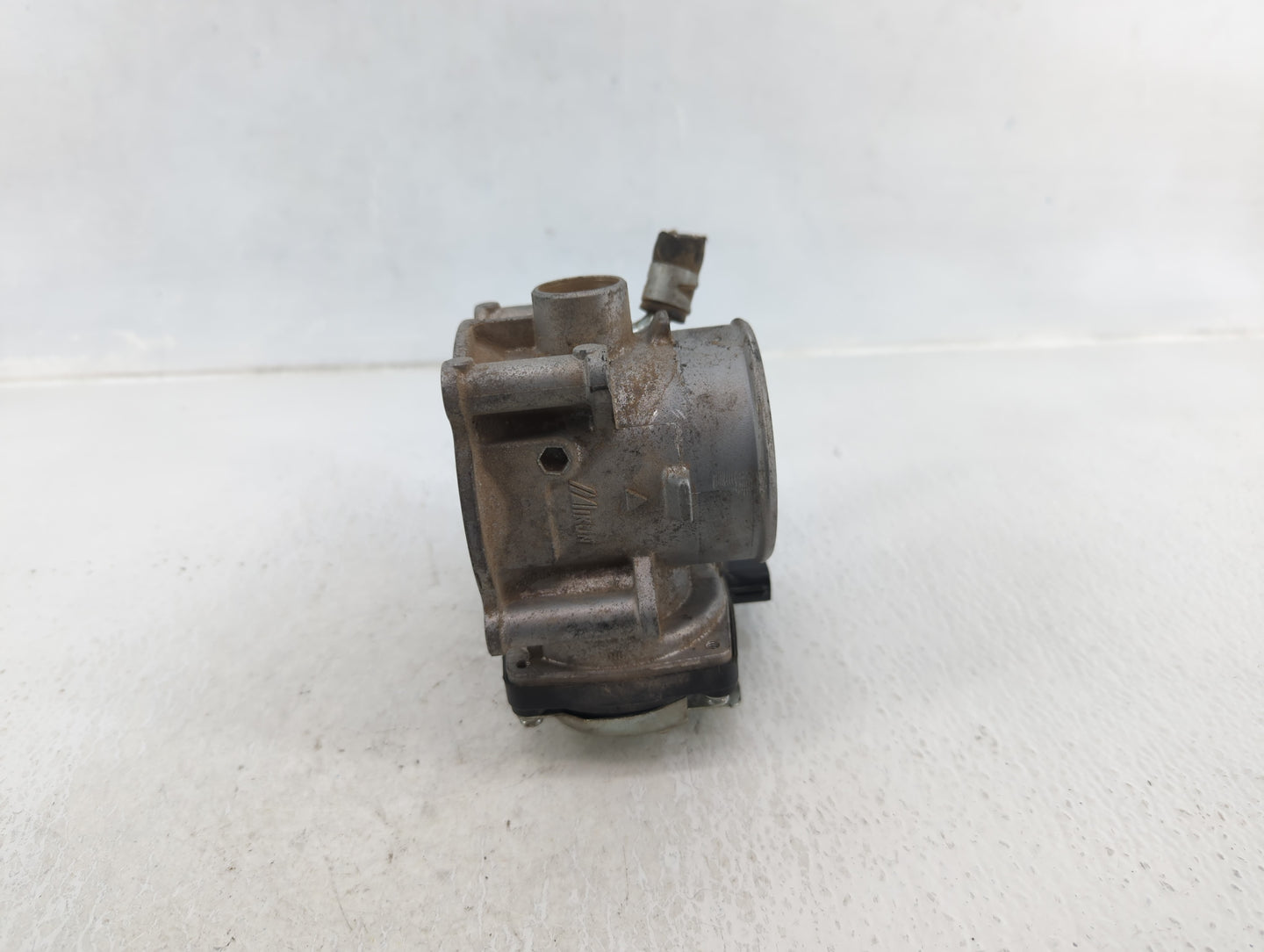 2018 Mitsubishi Outlander Sport Throttle Body P/N:57021 Fits OEM Used Auto Parts - Oemusedautoparts1.com